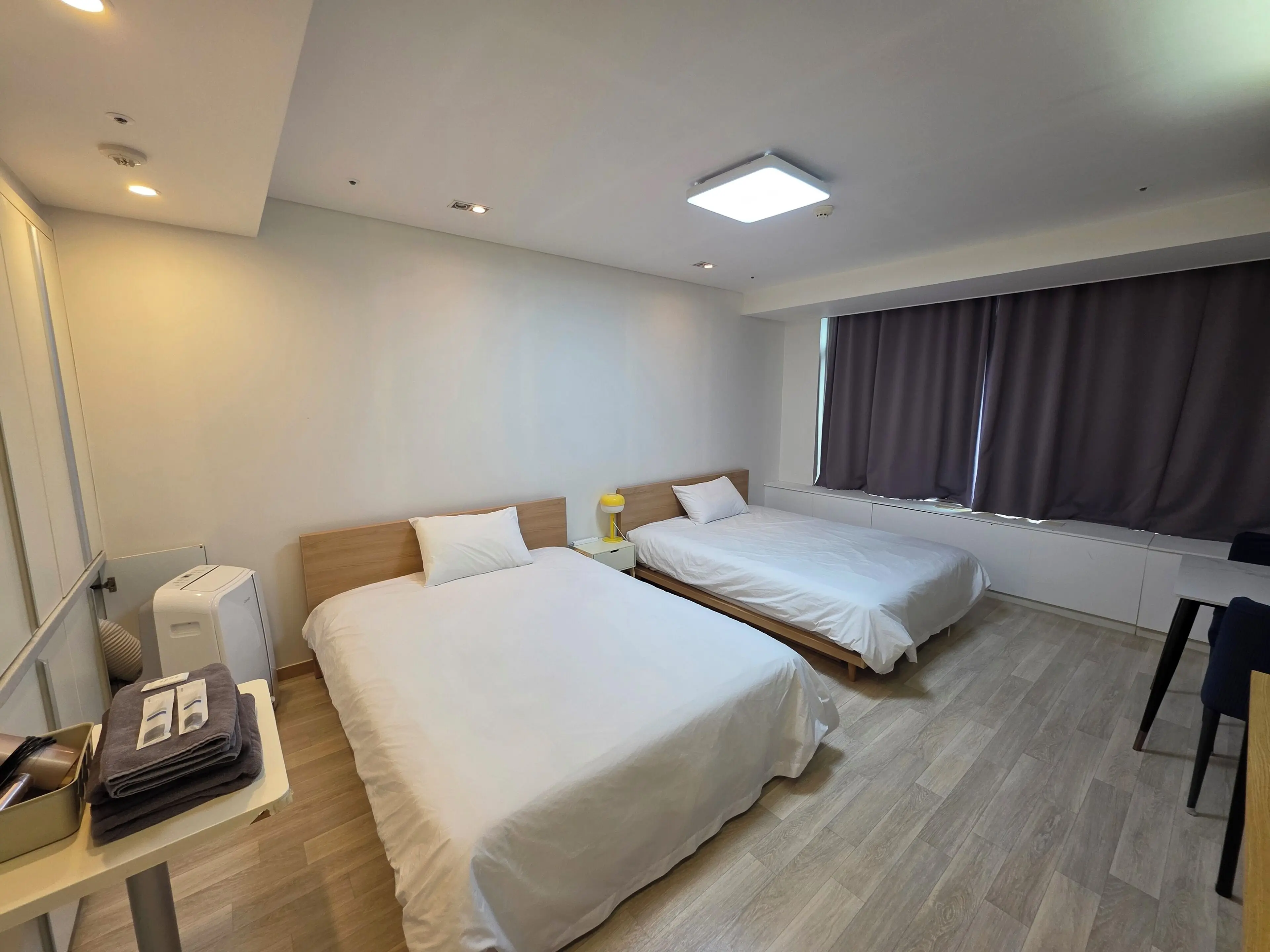 Standard Twin Room, 2 Queen Beds Standard Twin Room, 2 Queen Beds