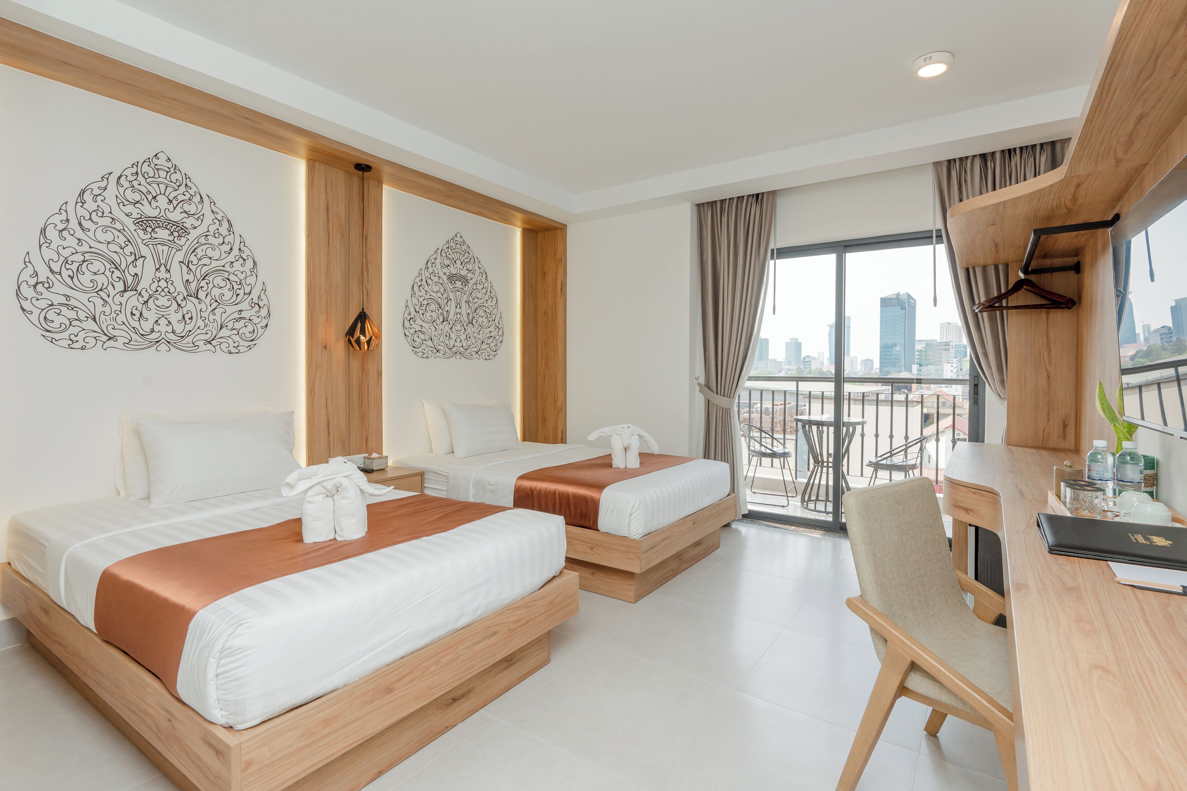 Deluxe Twin Room, Balcony, City View