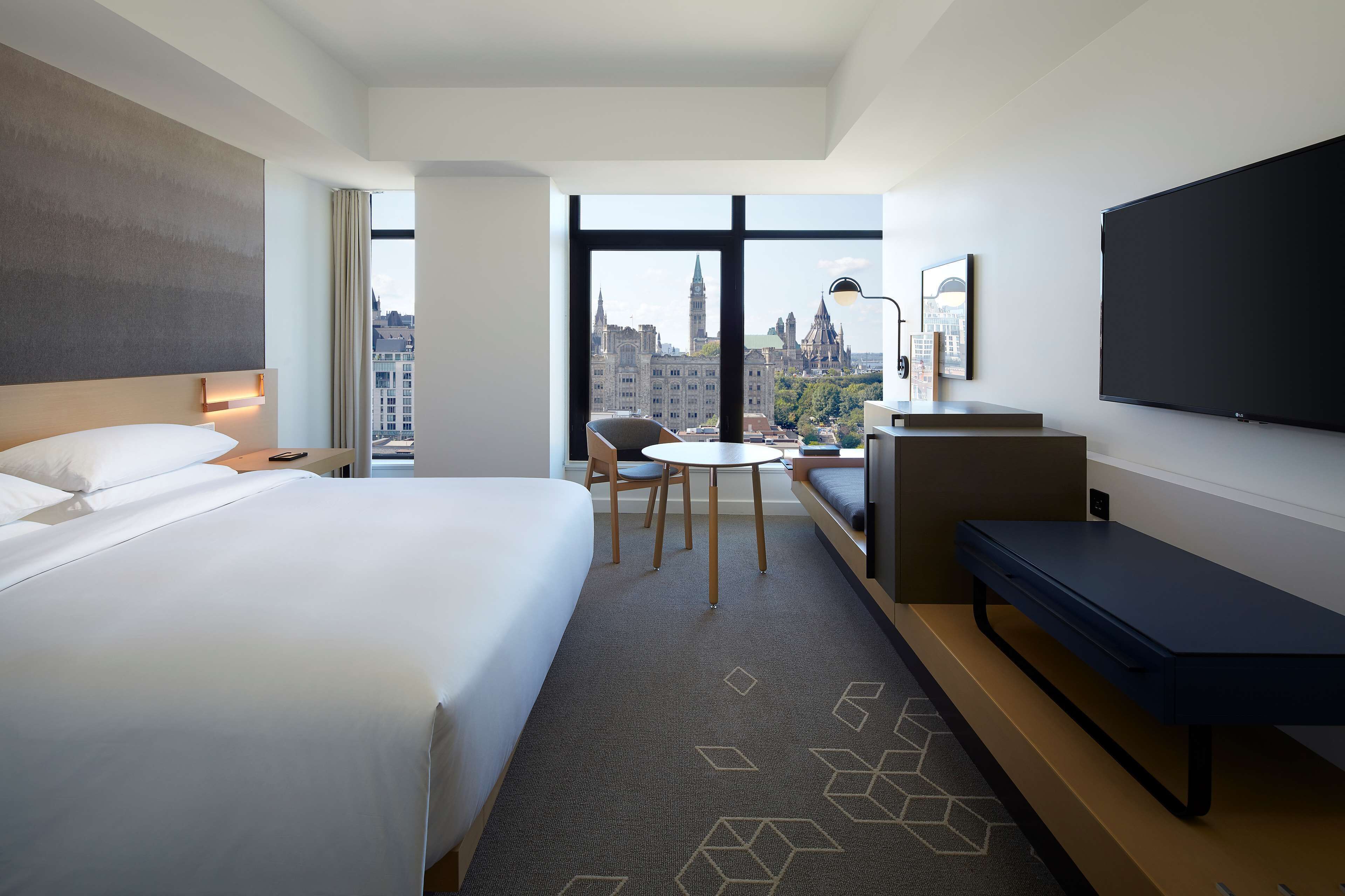 Deluxe Room, 1 King Bed