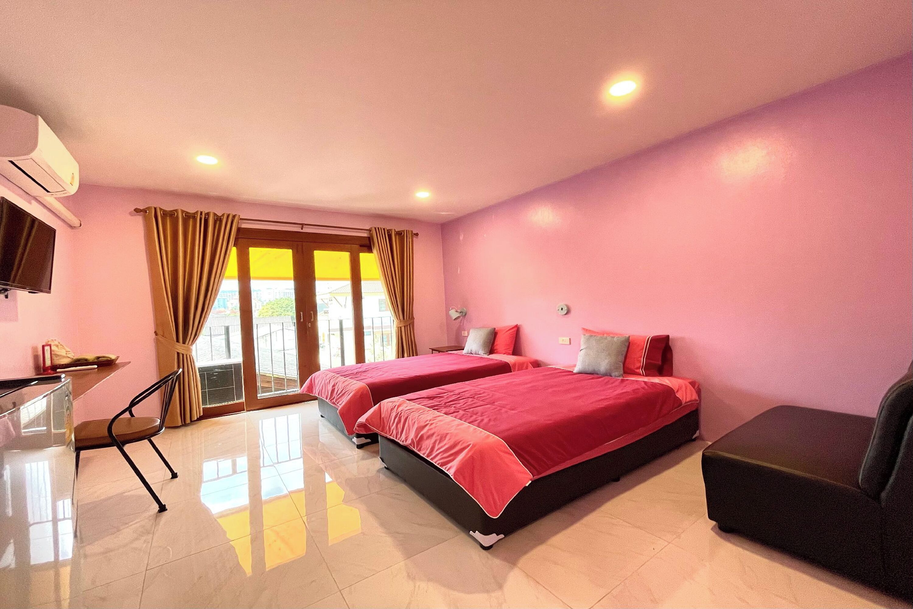 Standard Twin Room, Mountain View