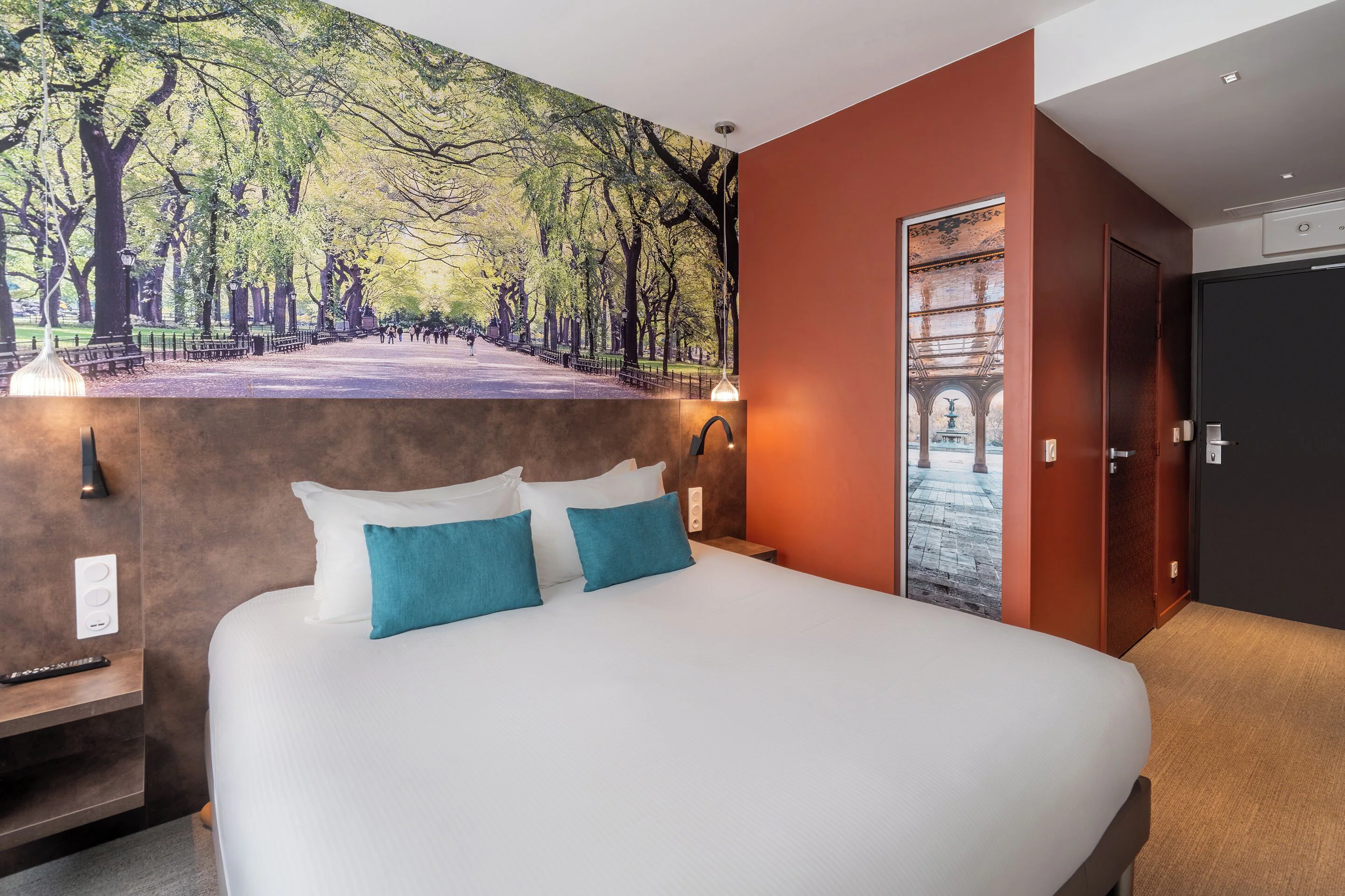 Superior Room, 1 King Bed, Non Smoking (Shower Only;Twin bed on request)