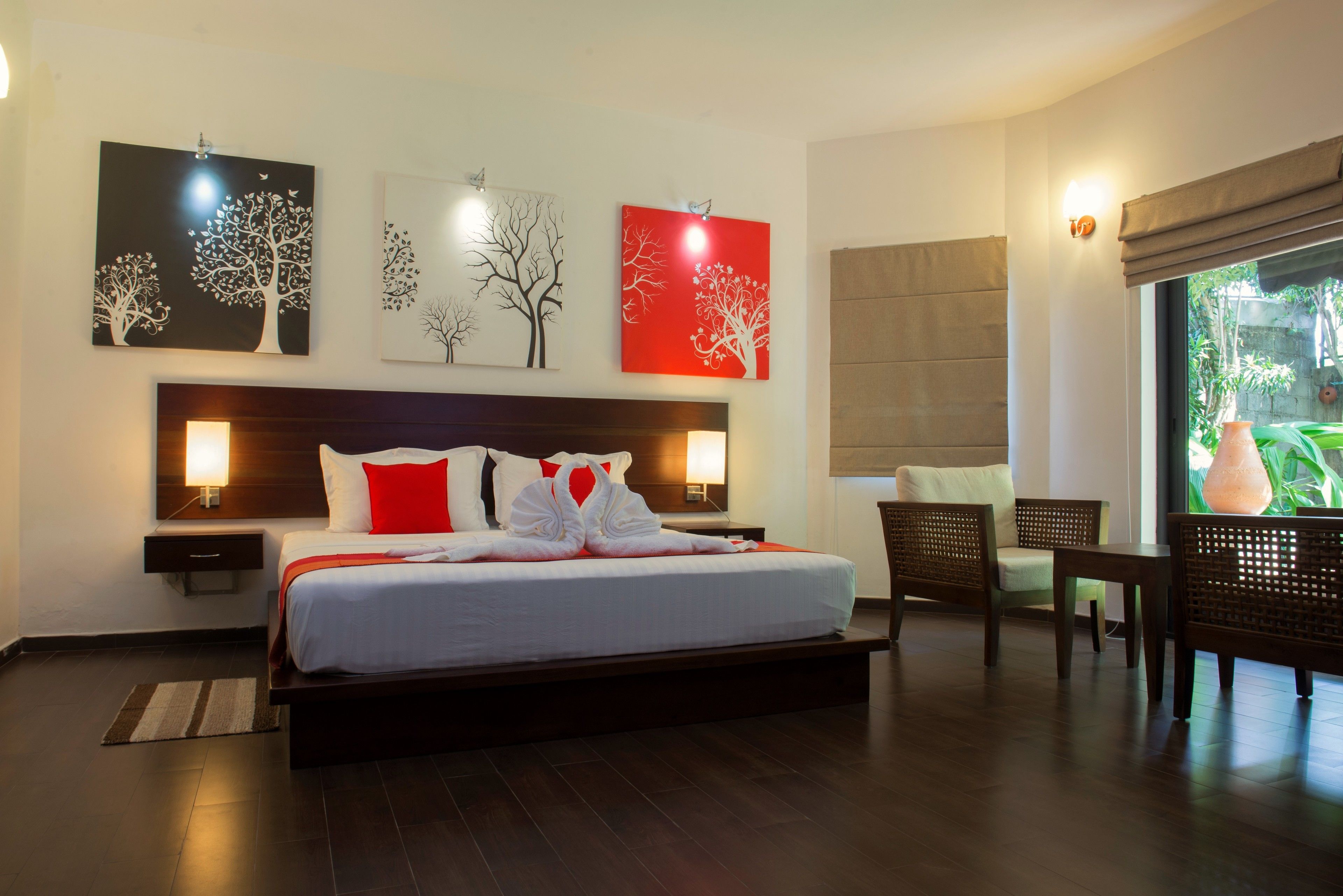Luxury Triple Room, 1 King Bed, Garden View, Garden Area