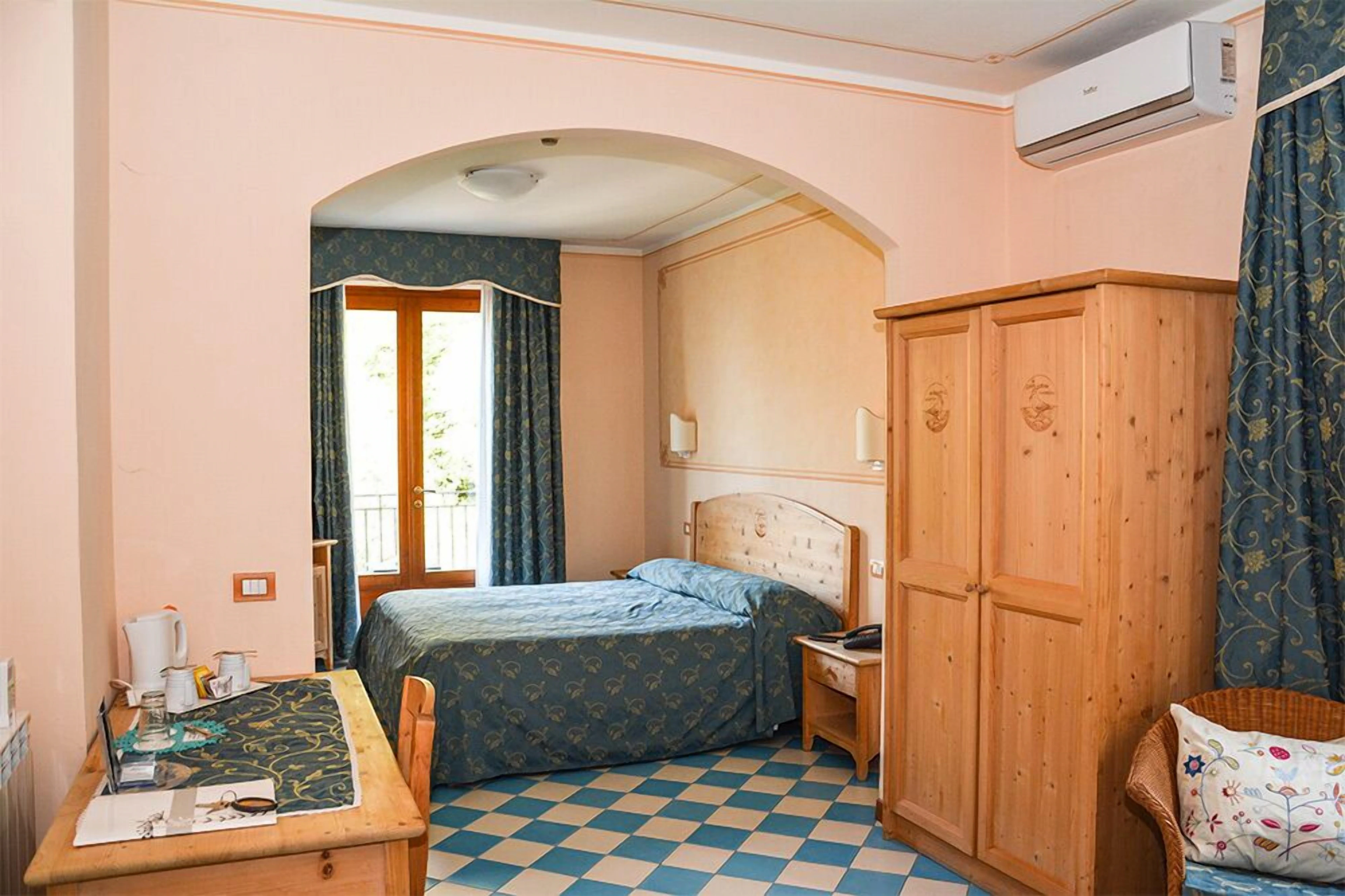 Junior Suite, Lake View