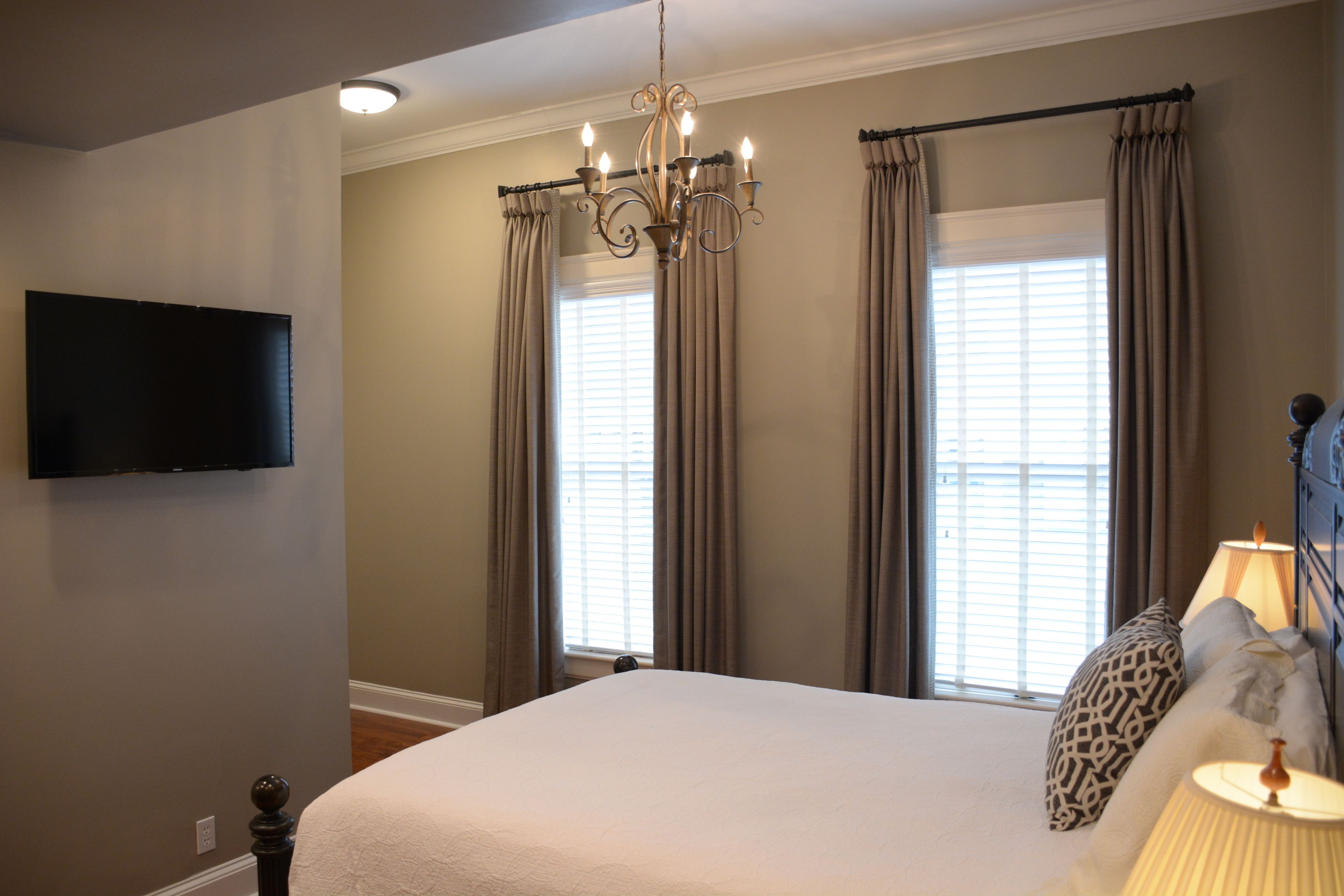 Double Room, 1 Queen Bed - Maclellan - 1st Floor