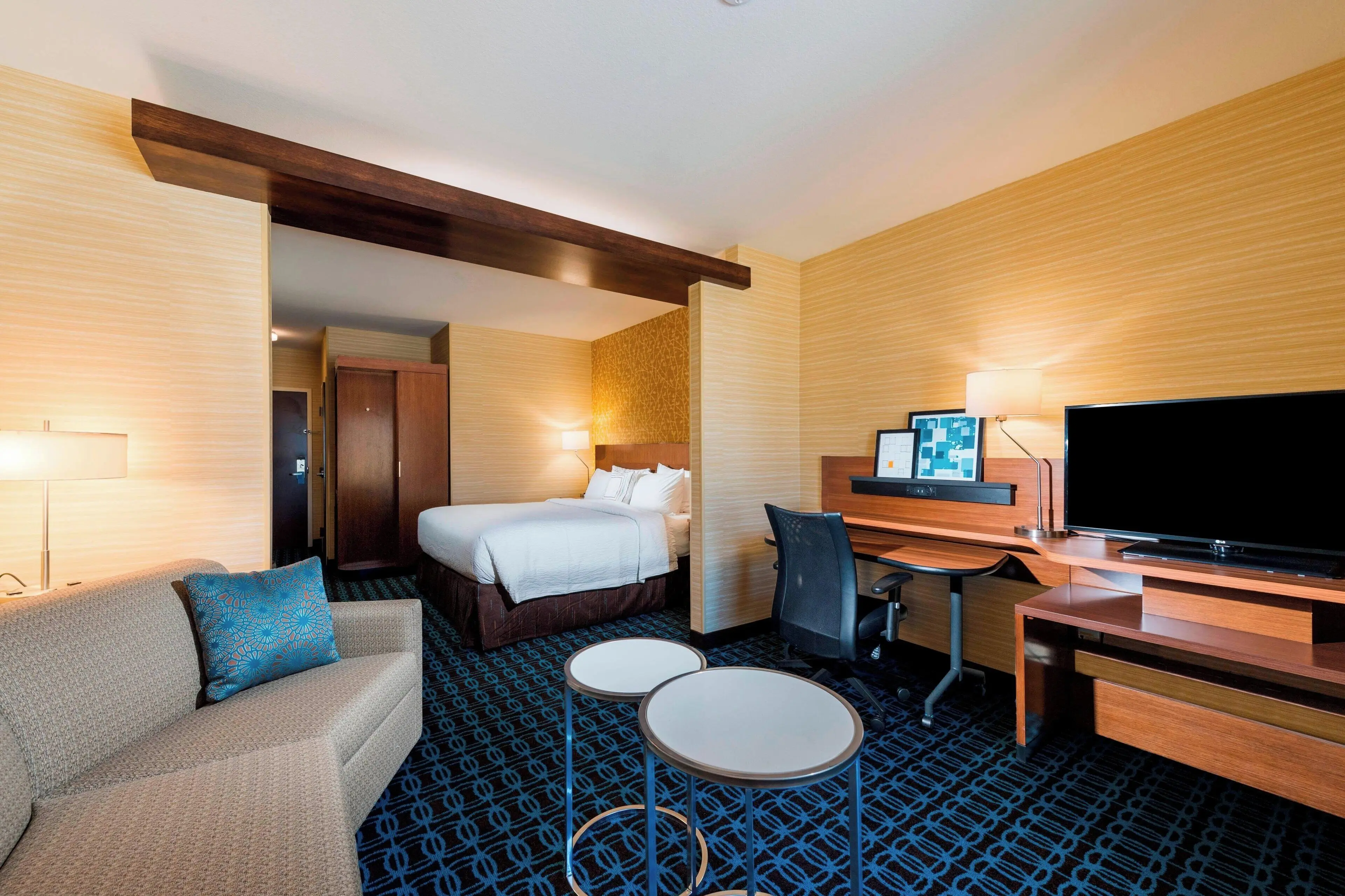 Suite, 1 King Bed with Sofa bed Suite, 1 King Bed with Sofa bed