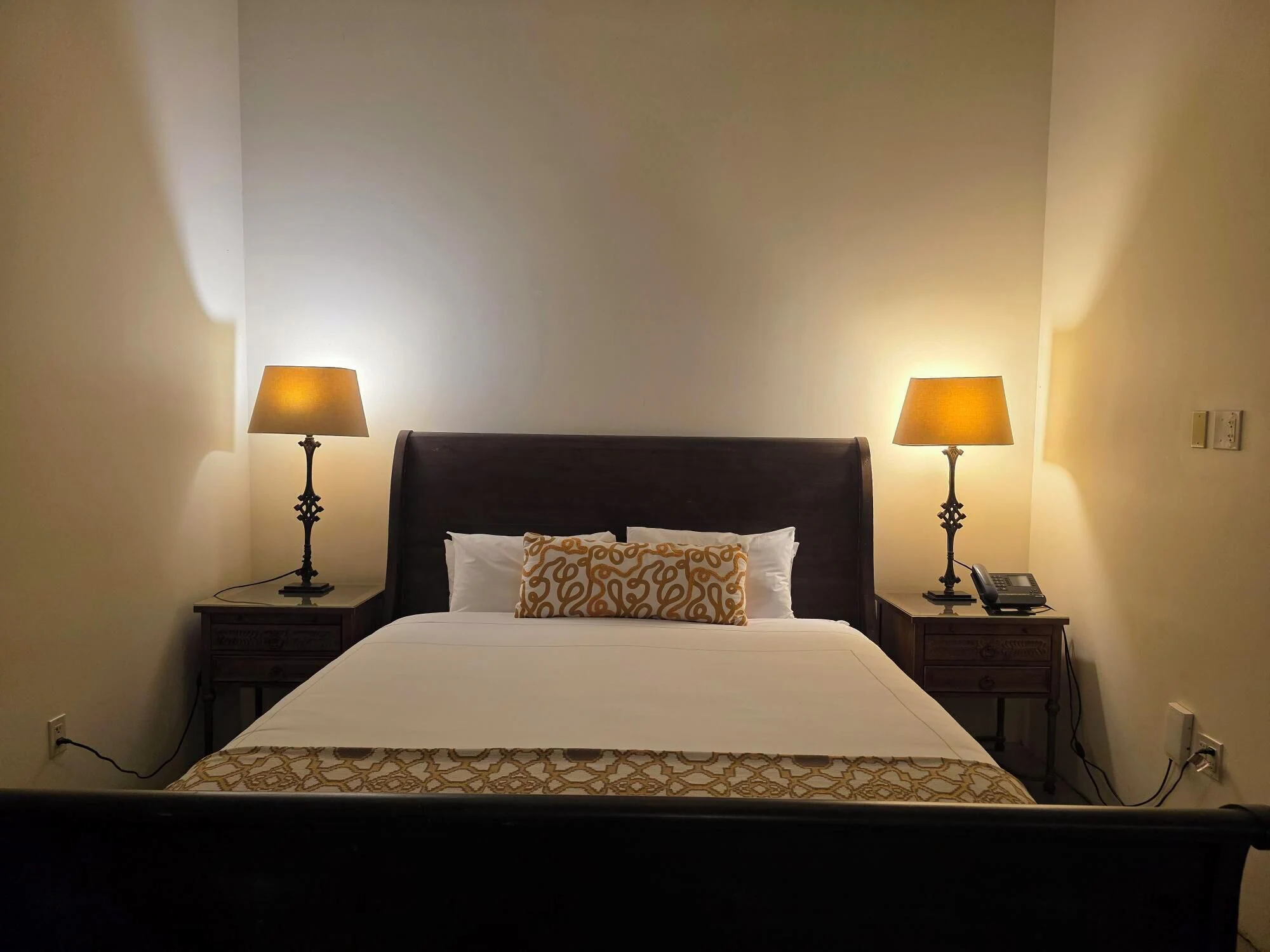 Suite, Mezzanine