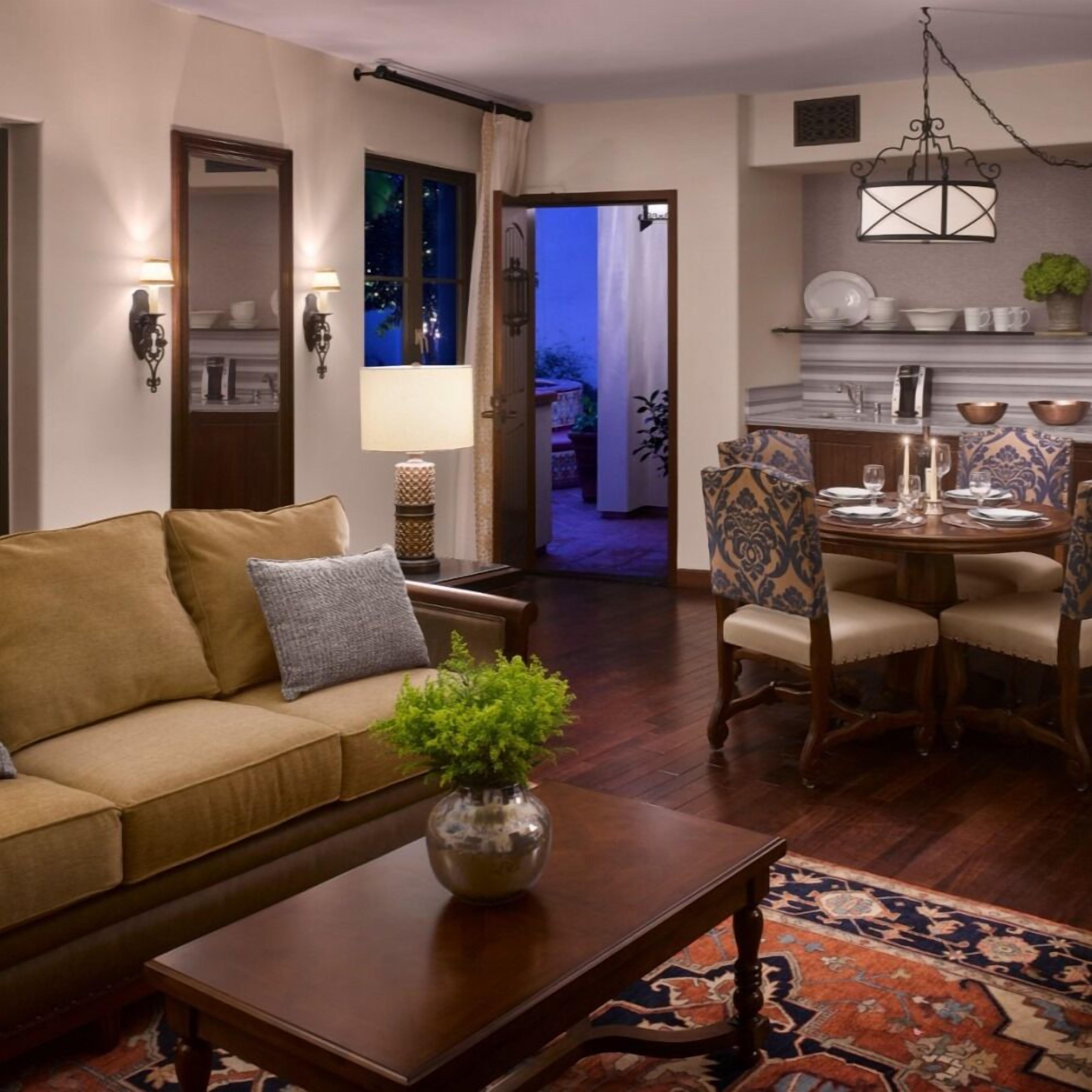 Signature Studio Suite, 1 Queen Bed