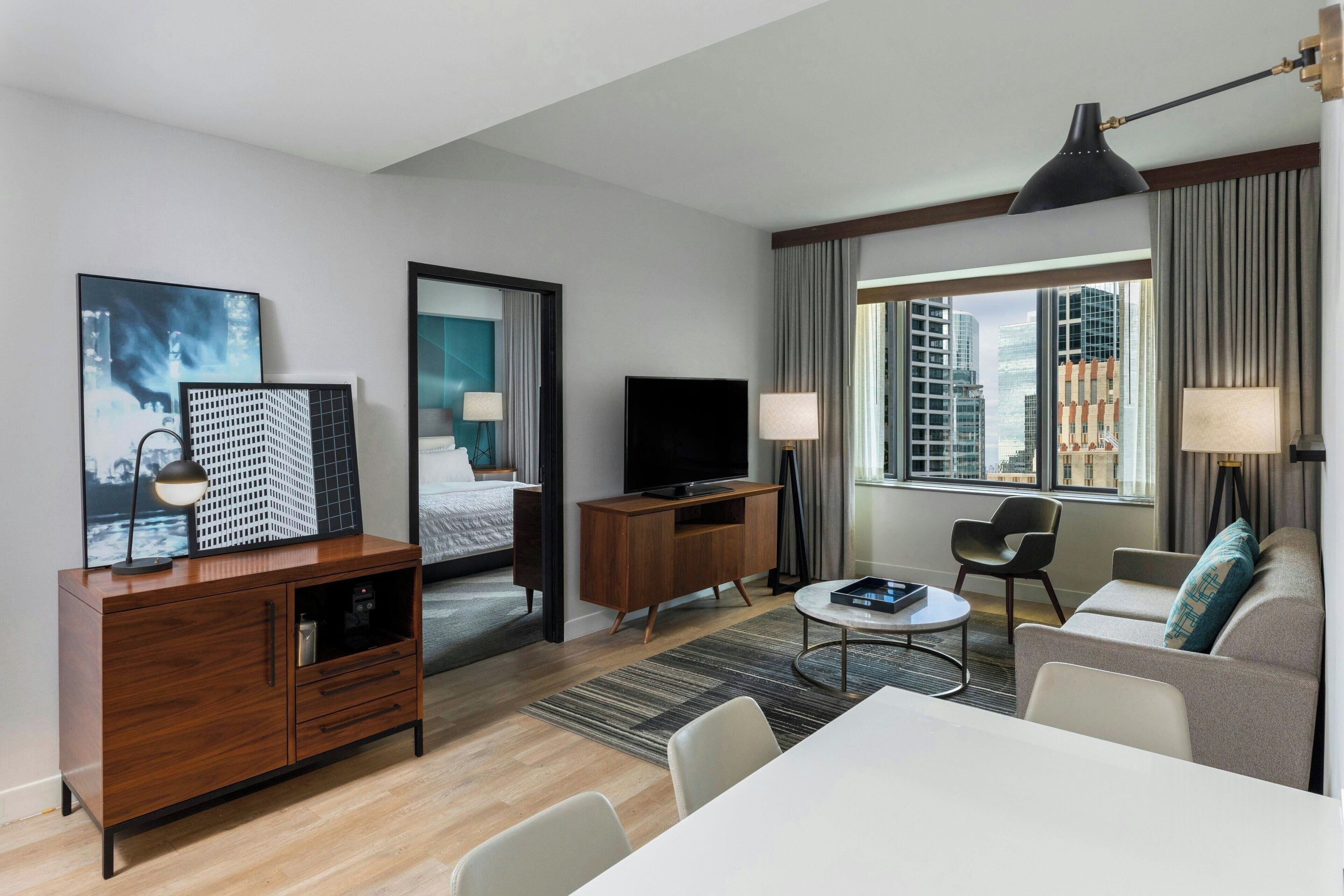 Suite, 1 King Bed with Sofa bed
