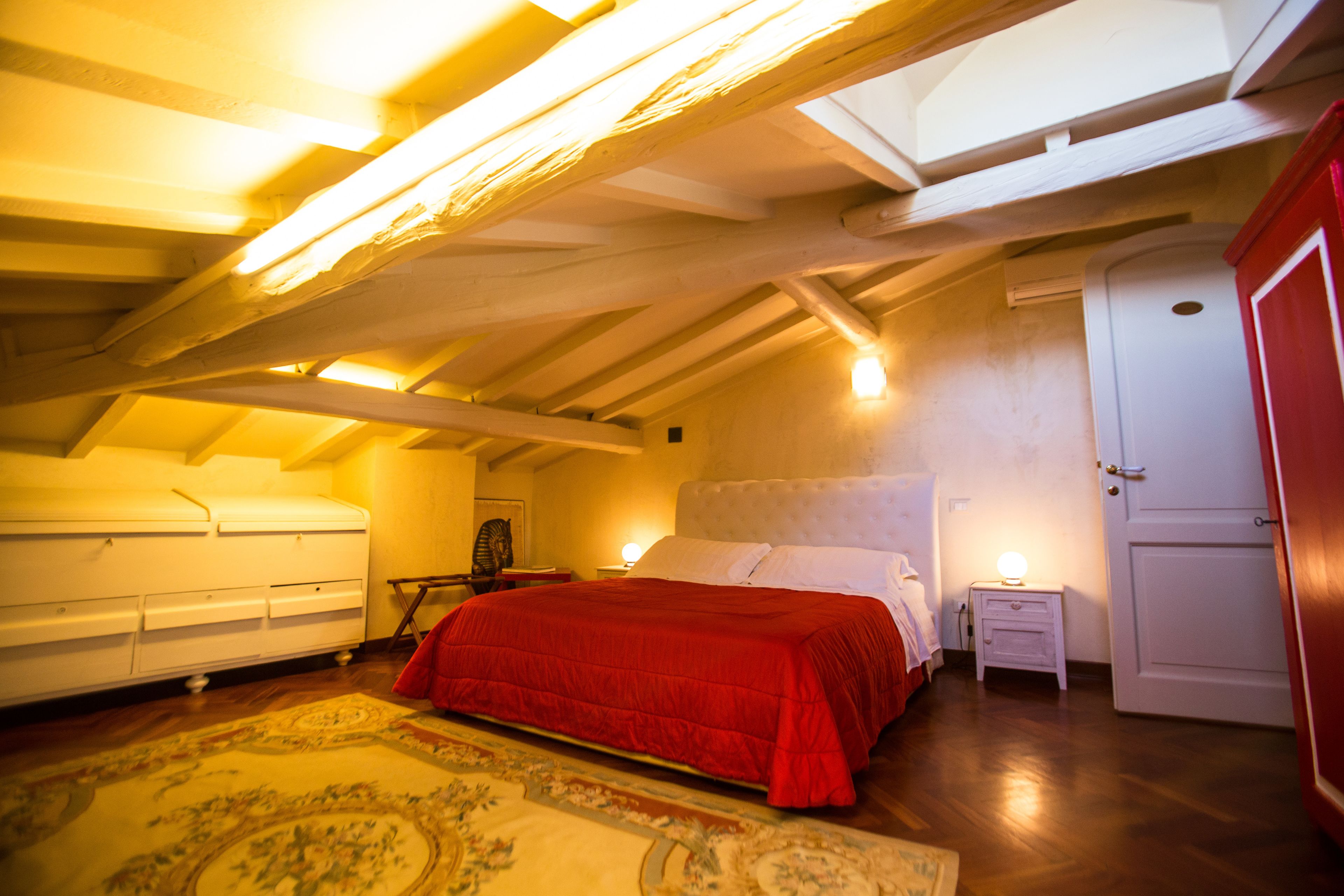 Penthouse (4th Floor NO ELEVATOR)