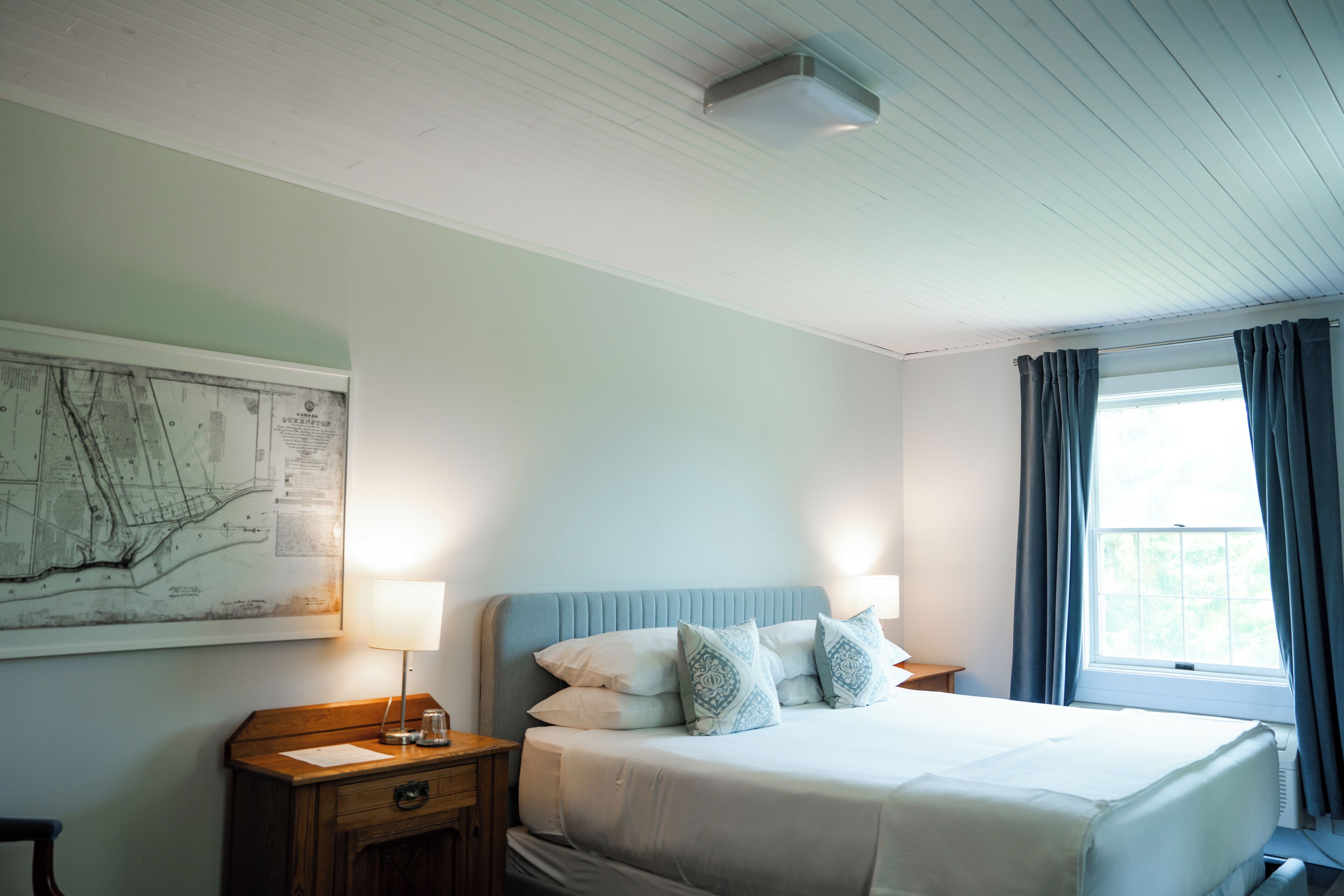 Historic Inn Deluxe King Room