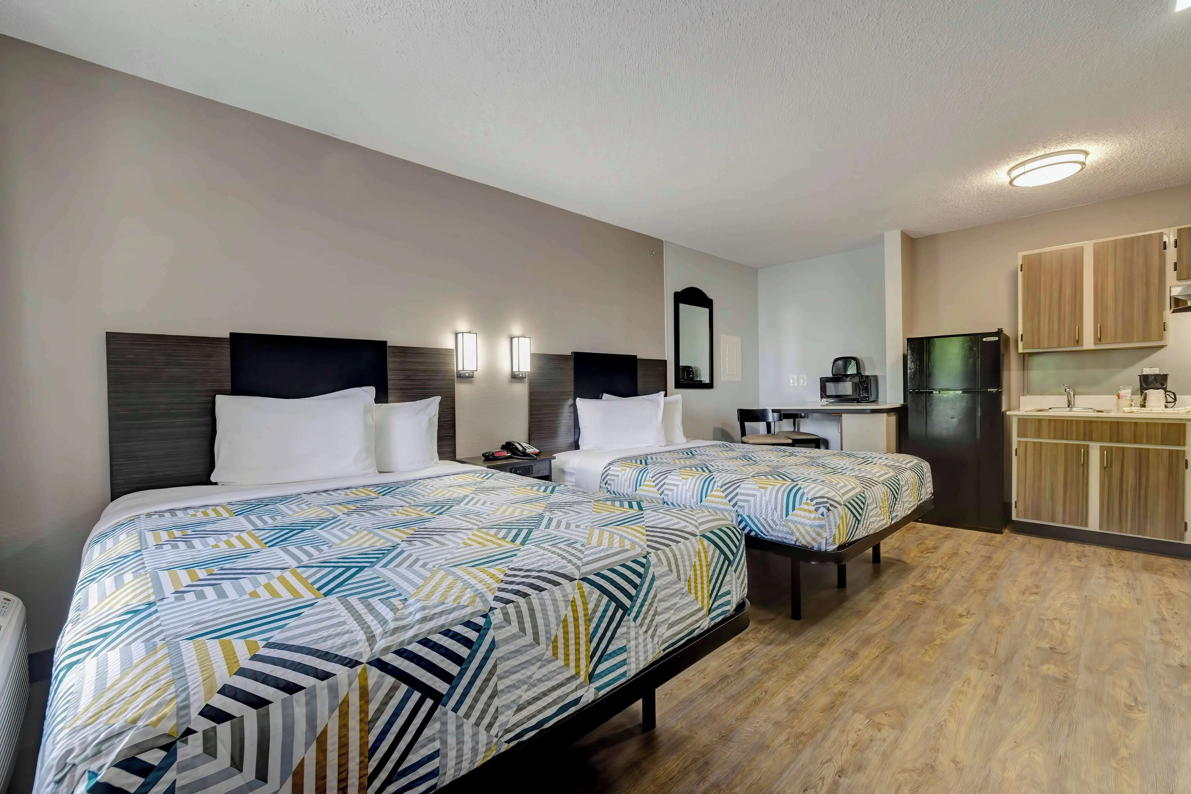 Standard Room, 2 Queen Beds, Non Smoking Standard Room, 2 Queen Beds, Non Smoking