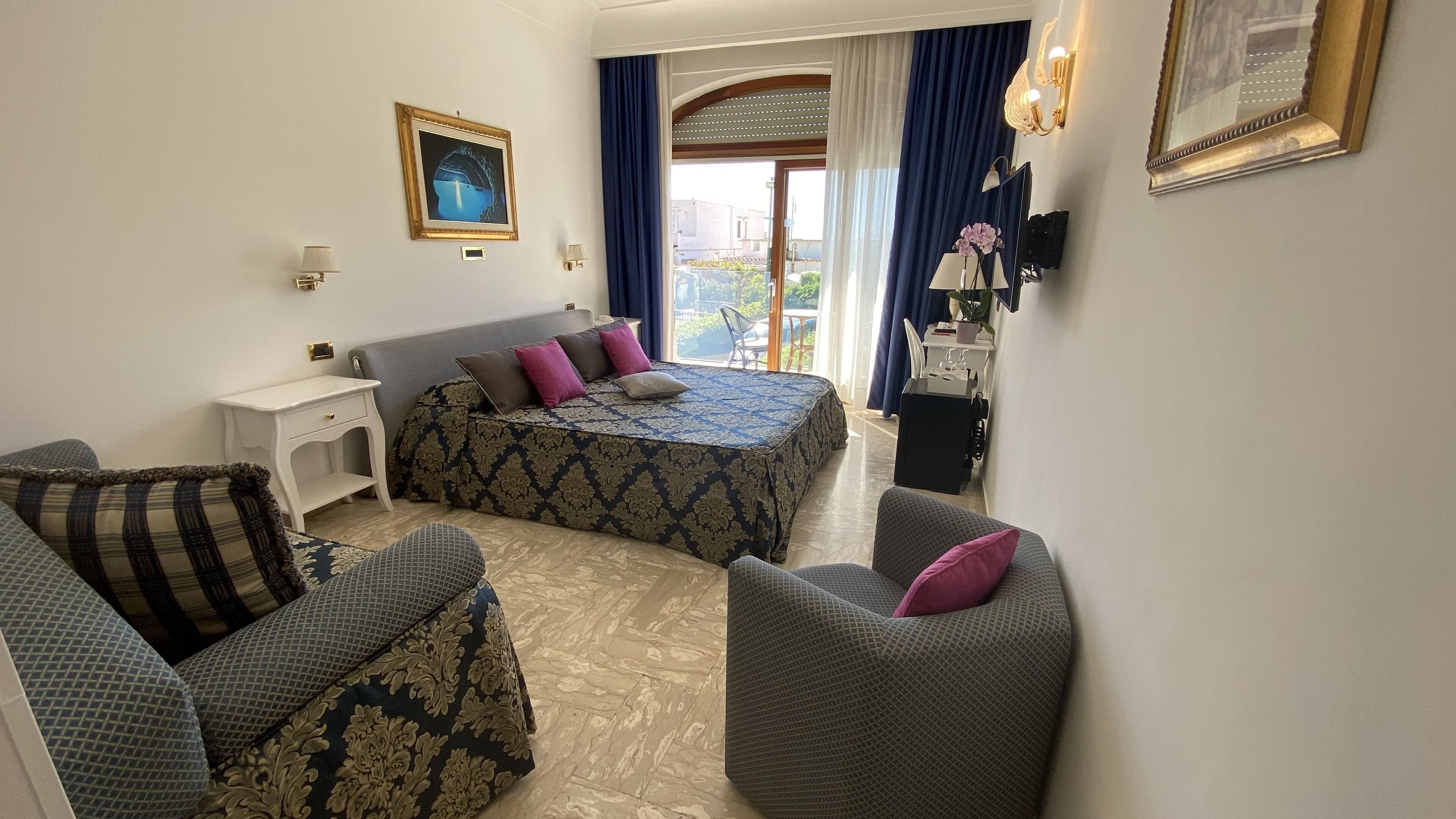 Junior Suite, Pool View