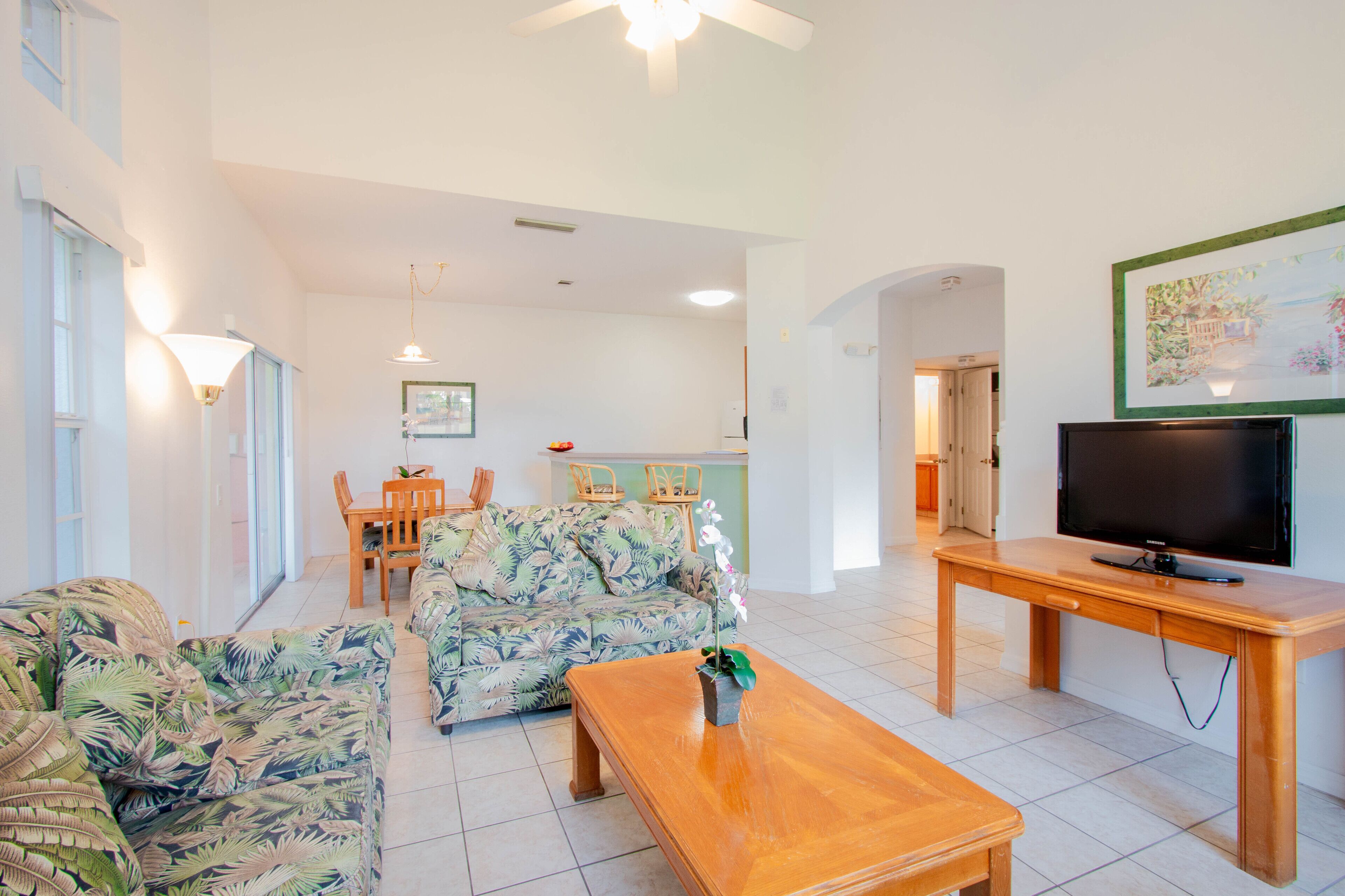 Comfort Townhome, 4 Bedrooms, Accessible