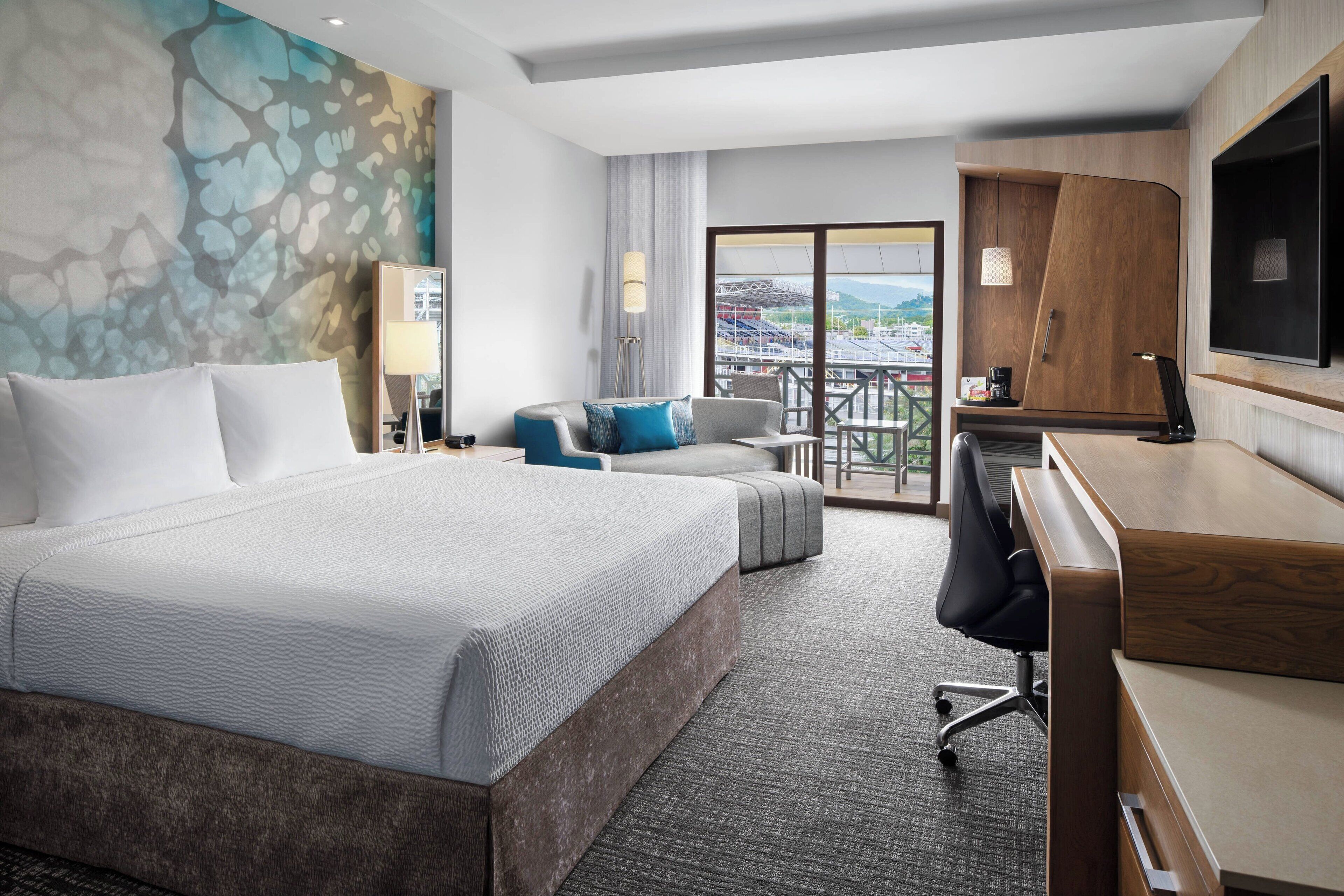 Executive Room, 1 King Bed, Balcony