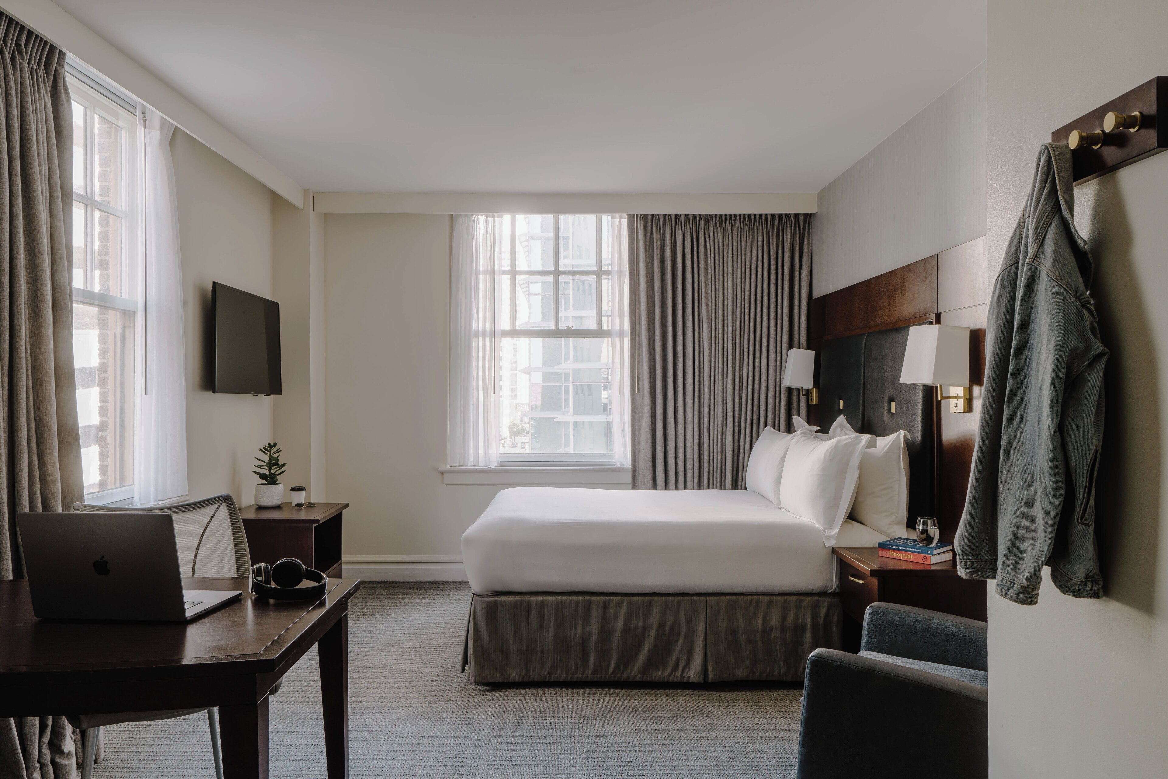 Superior Room, 1 Queen Bed, Kitchenette