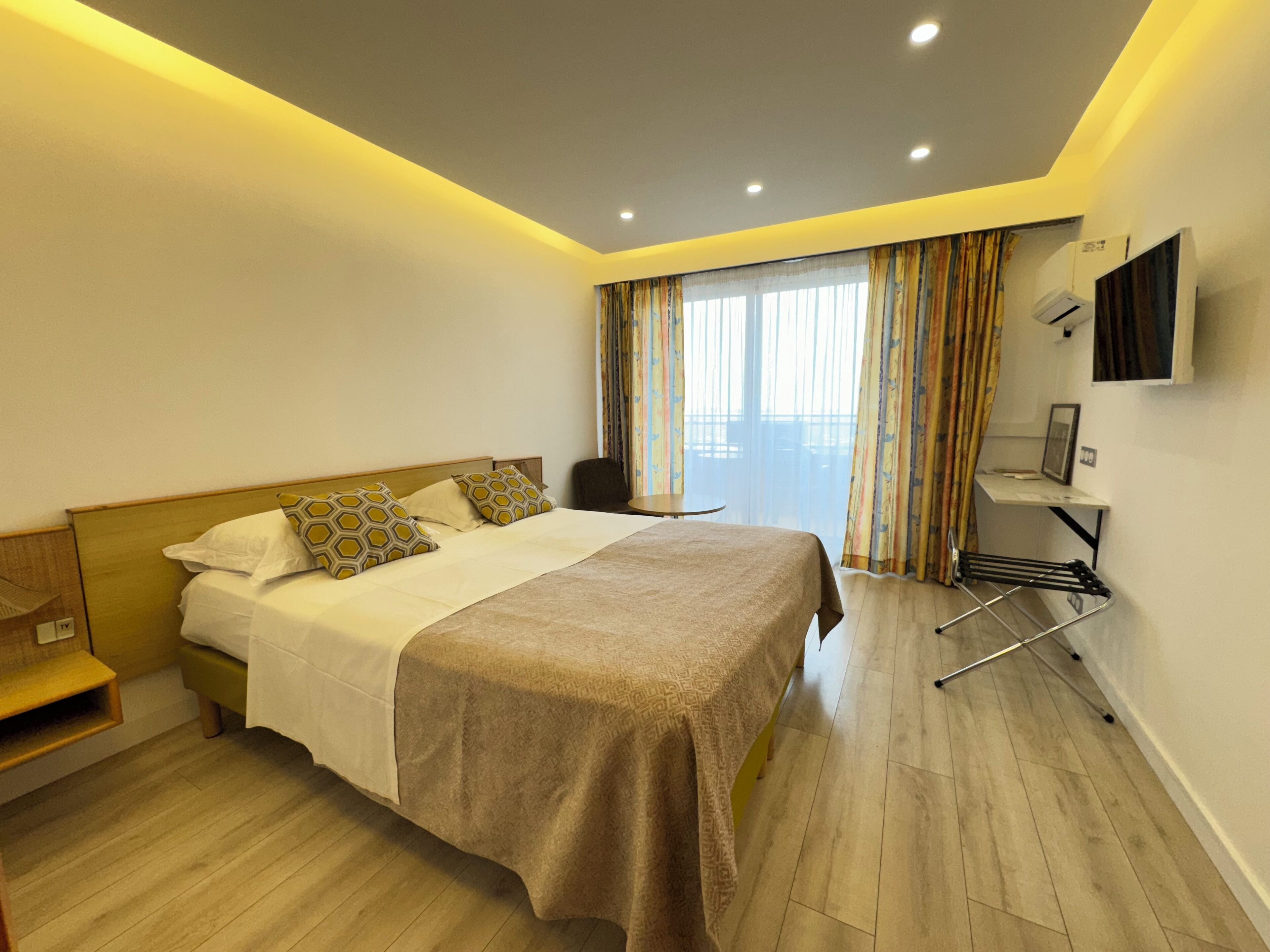 Panoramic Double Room, 1 Bedroom, Non Smoking, City View