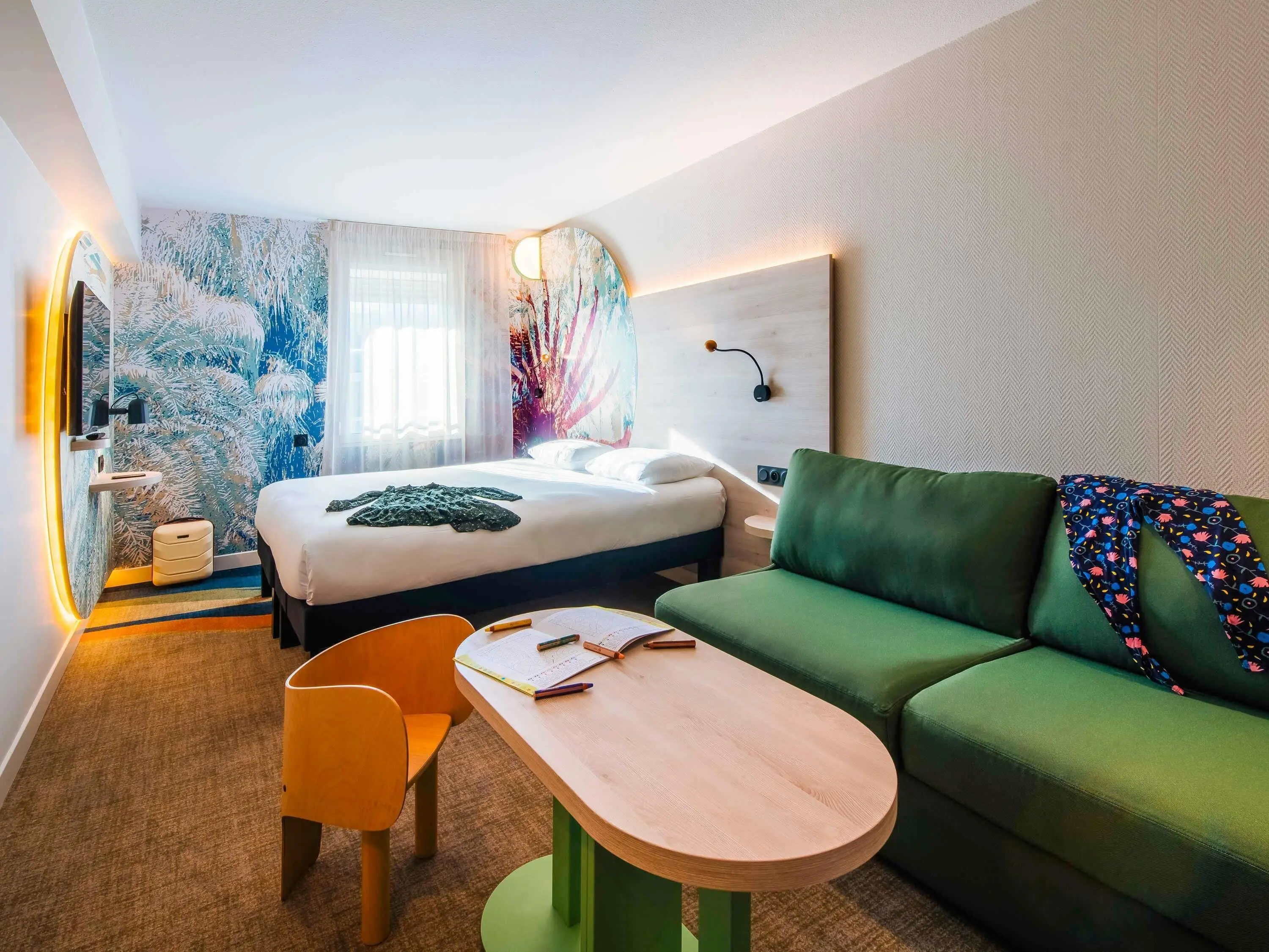 Standard Twin Room, Multiple Beds Standard Twin Room, Multiple Beds