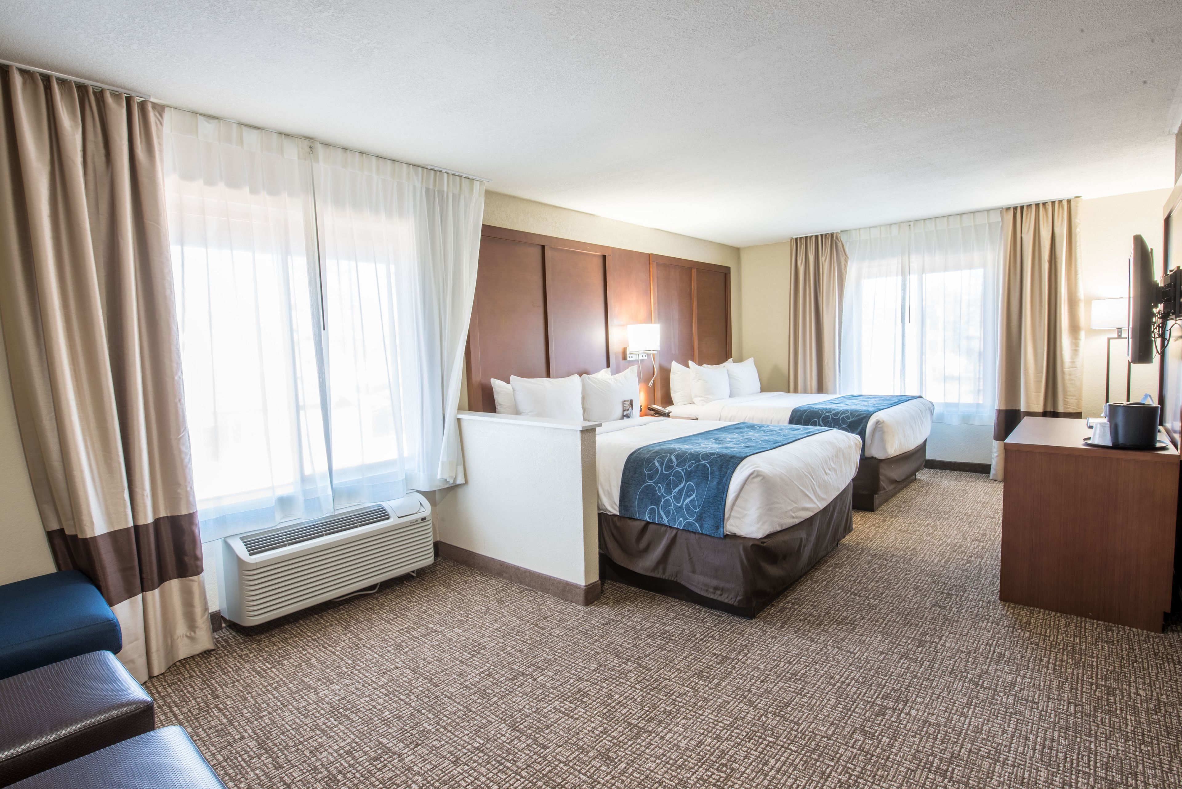 Standard Suite, 2 Queen Beds, Non Smoking