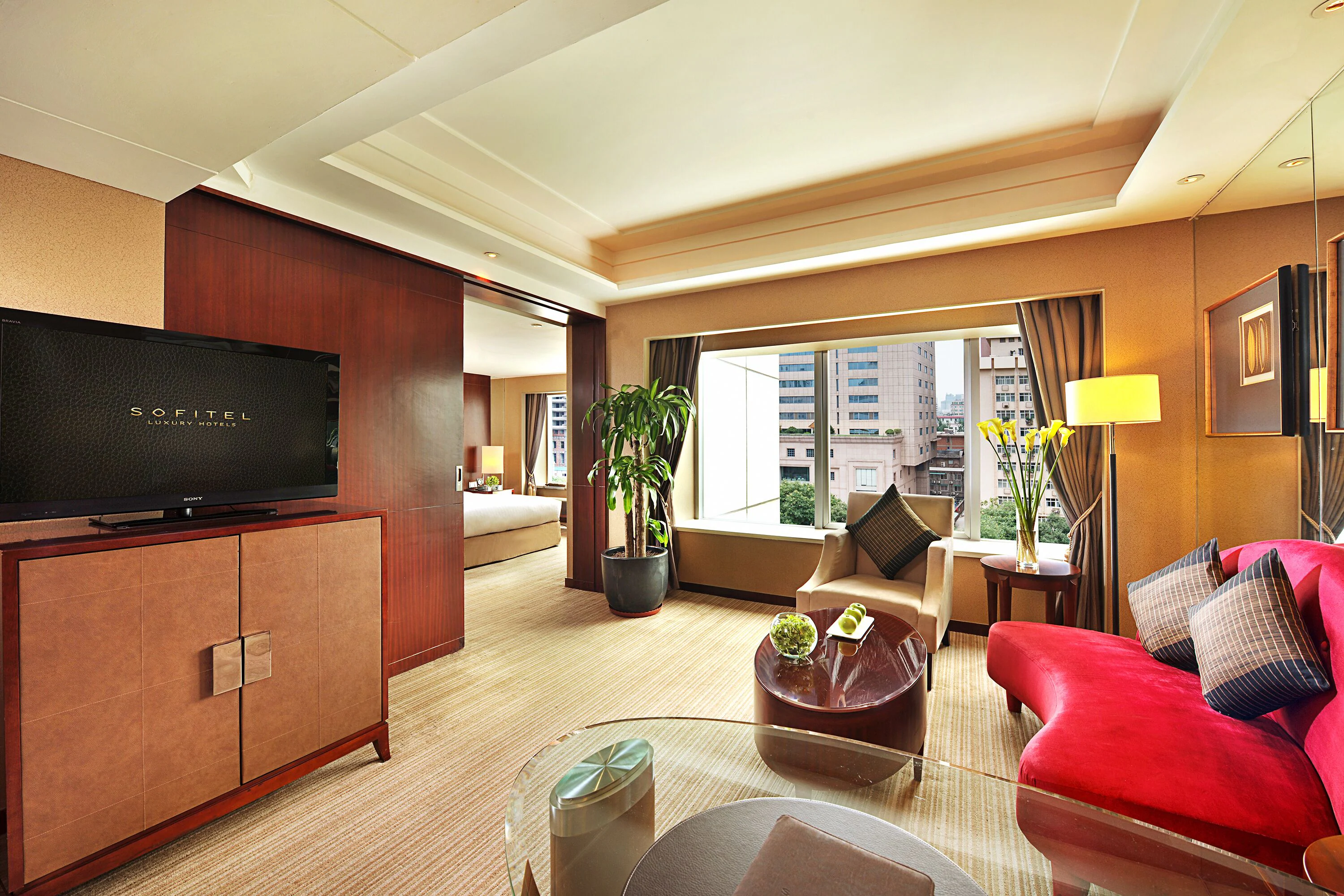 Suite, 1 King Bed (Prestige)