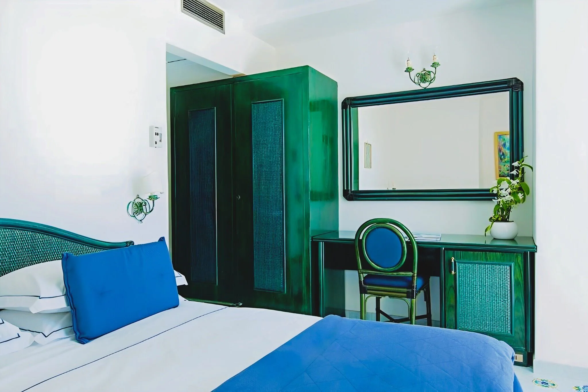 Standard Room, 1 Queen Bed, Terrace, Sea View