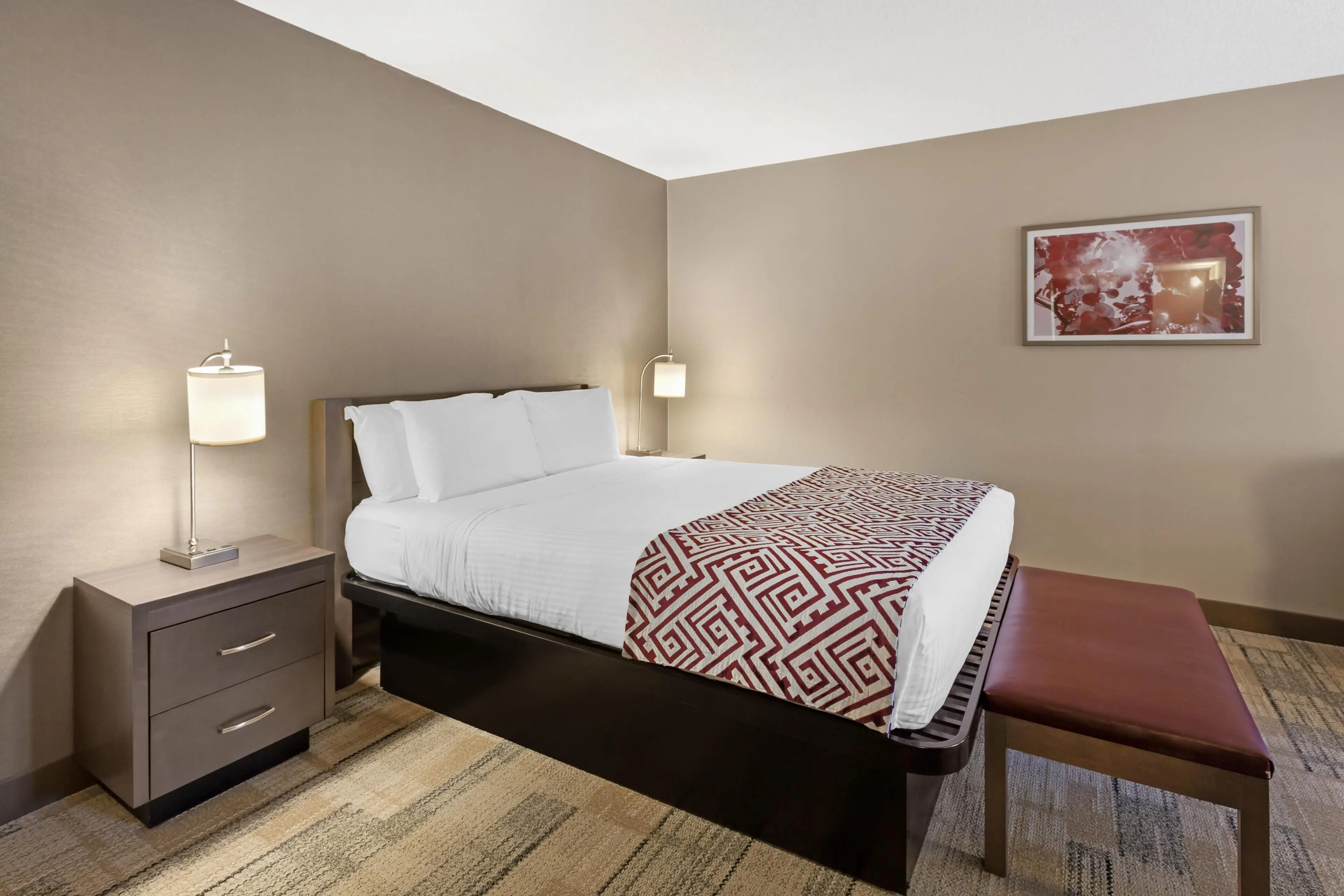 Superior Suite, 1 Queen Bed with Sofa bed, Non Smoking, Jetted Tub (with Sofabed) Superior Suite, 1 Queen Bed with Sofa bed, Non Smoking, Jetted Tub (with Sofabed)