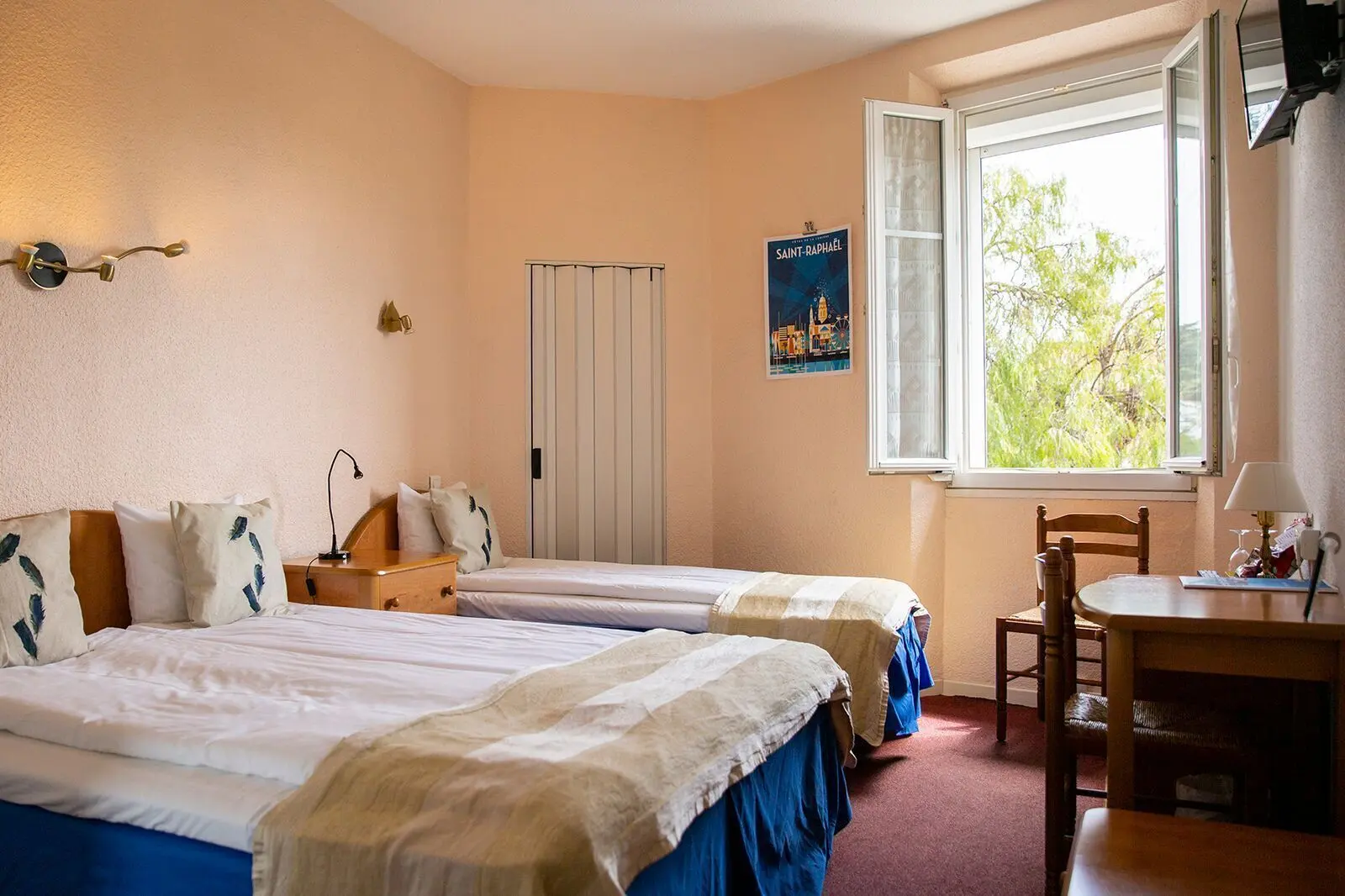 Family Triple Room, Private Bathroom Family Triple Room, Private Bathroom