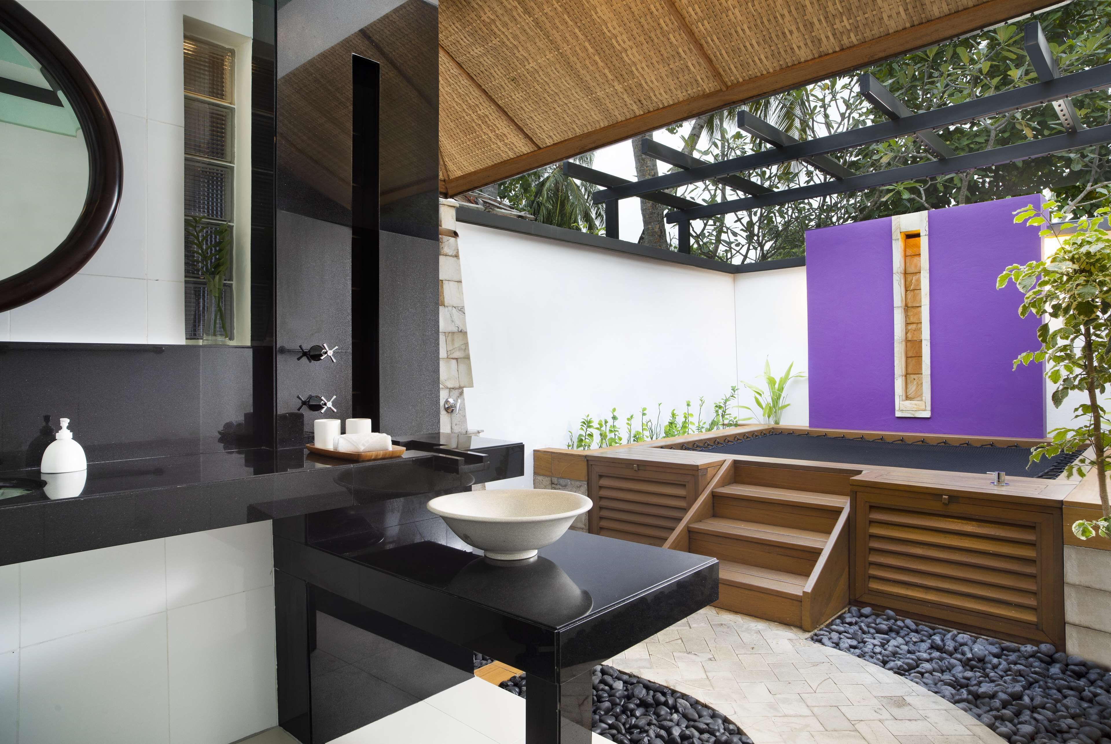 Beachfront Rainmist Villa (Includes Boat Transfer)