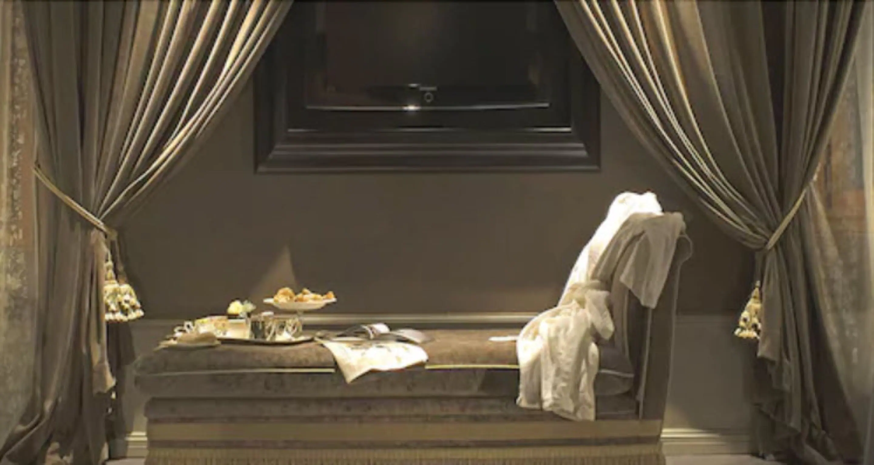 Junior Suite, 1 Queen Bed, City View (Classic)