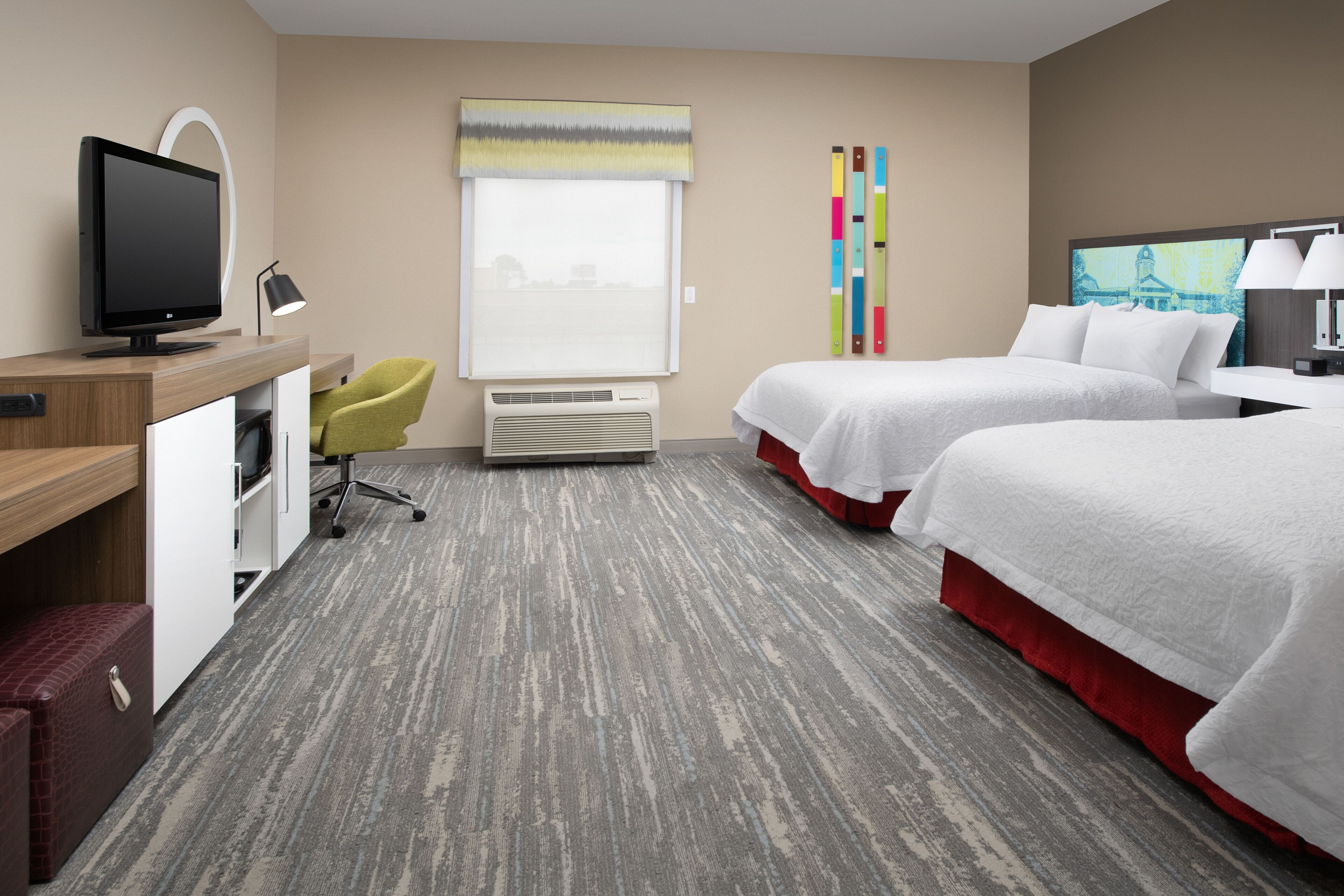 Two Queen Beds, Non-Smoking (Mob Hear Tub)