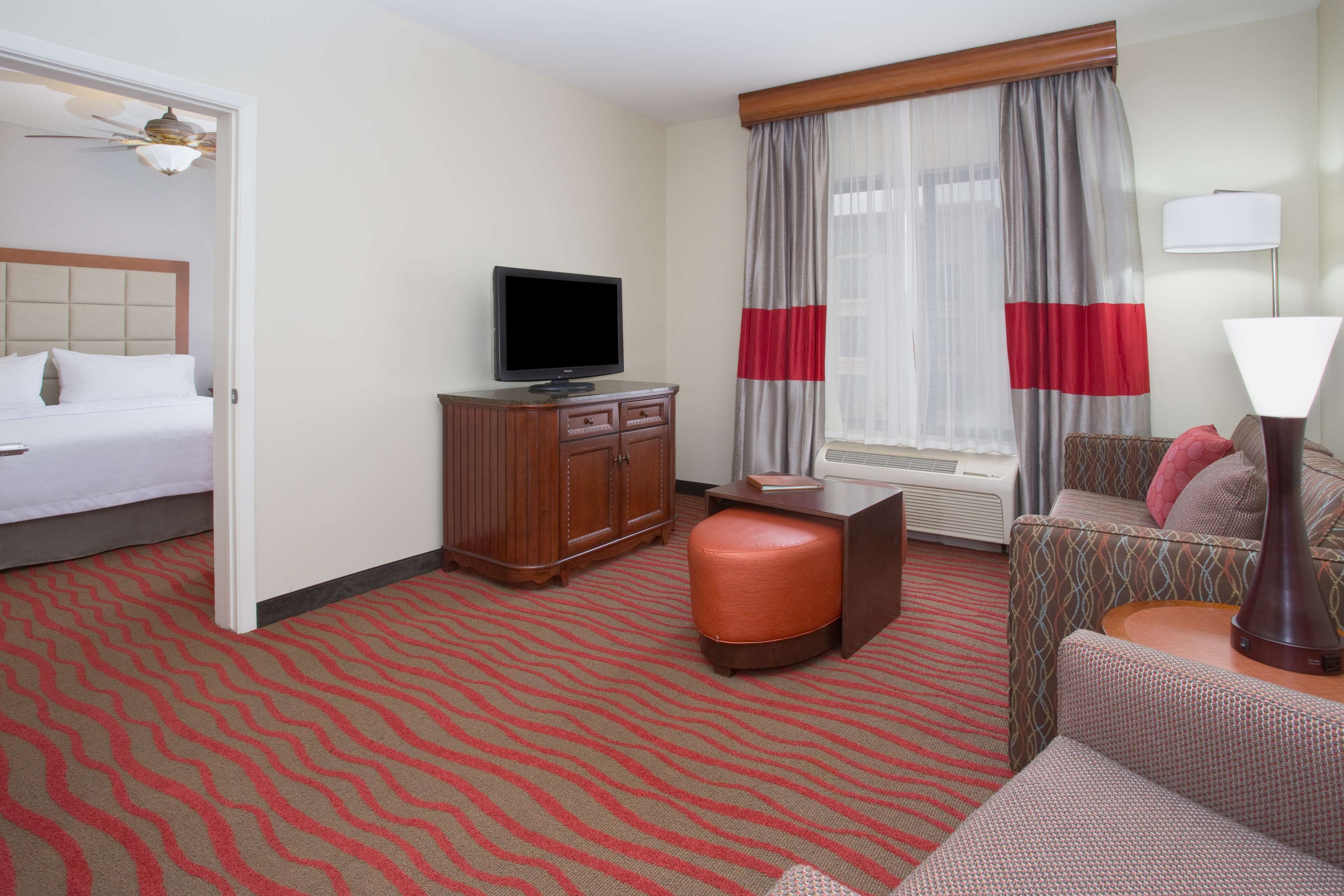 Suite, 2 Queen Beds, Accessible, Bathtub (Mobility & Hearing)
