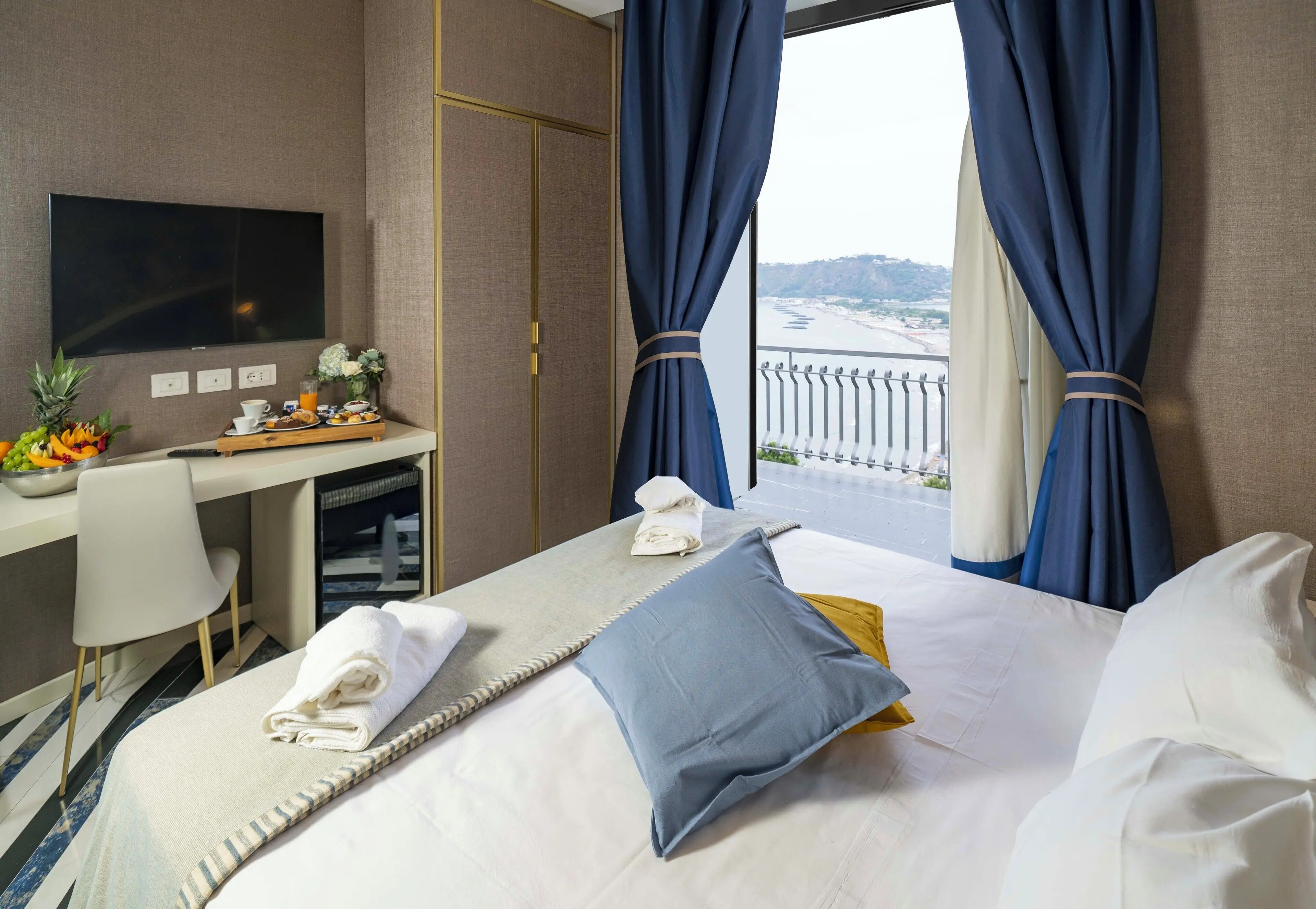 Superior Room, 1 Double Bed, Sea View Superior Room, 1 Double Bed, Sea View