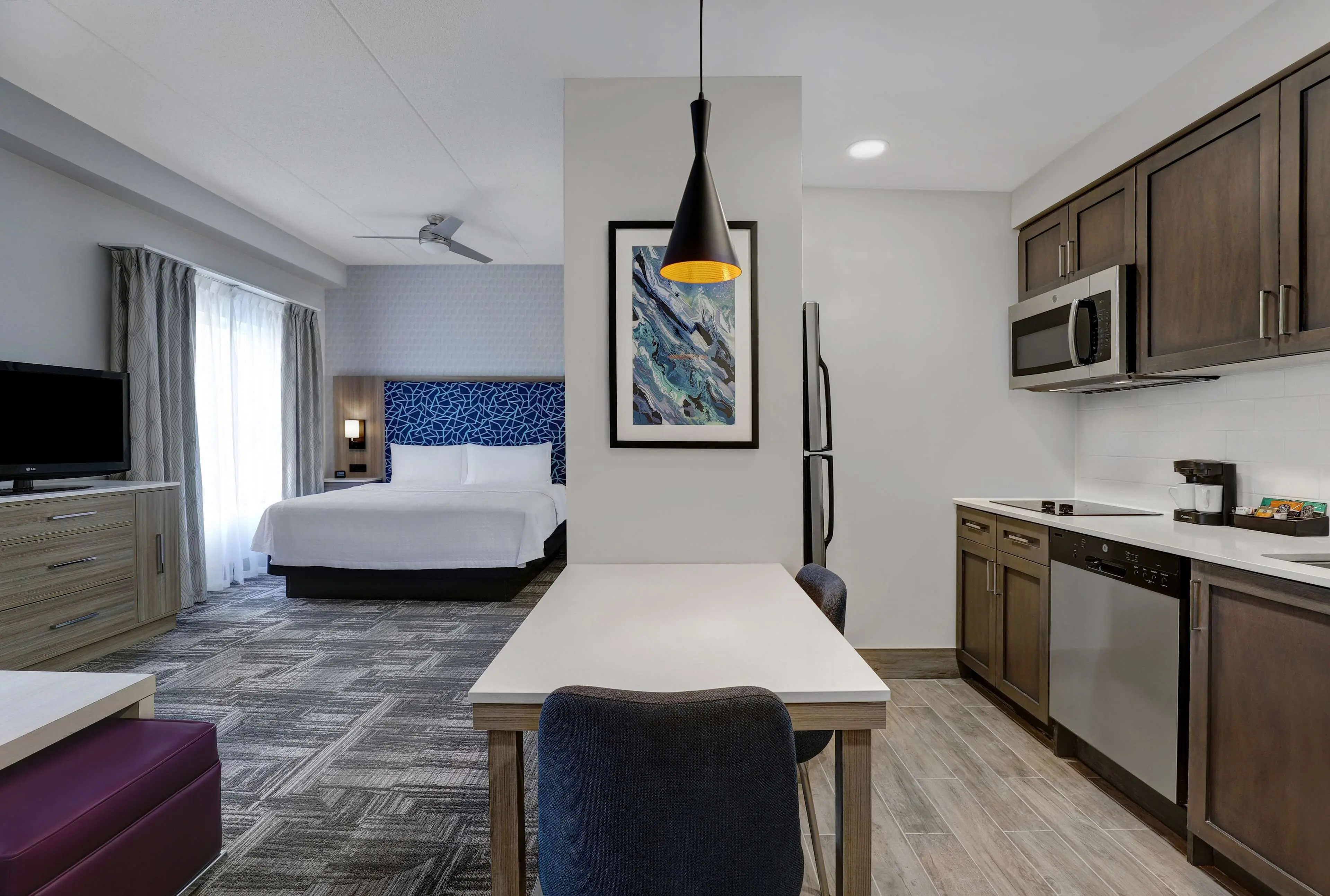 Studio Suite, 1 King Bed, Non Smoking Studio Suite, 1 King Bed, Non Smoking