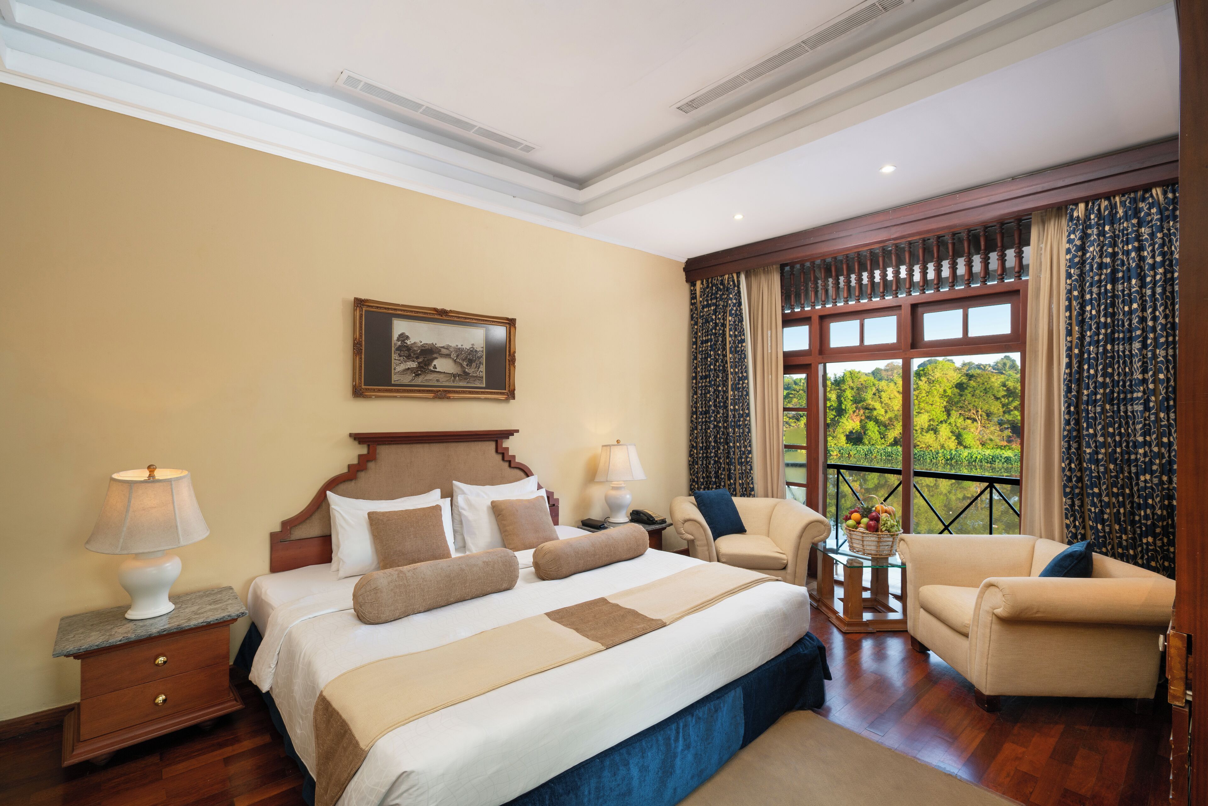 One-Bedroom River Suite