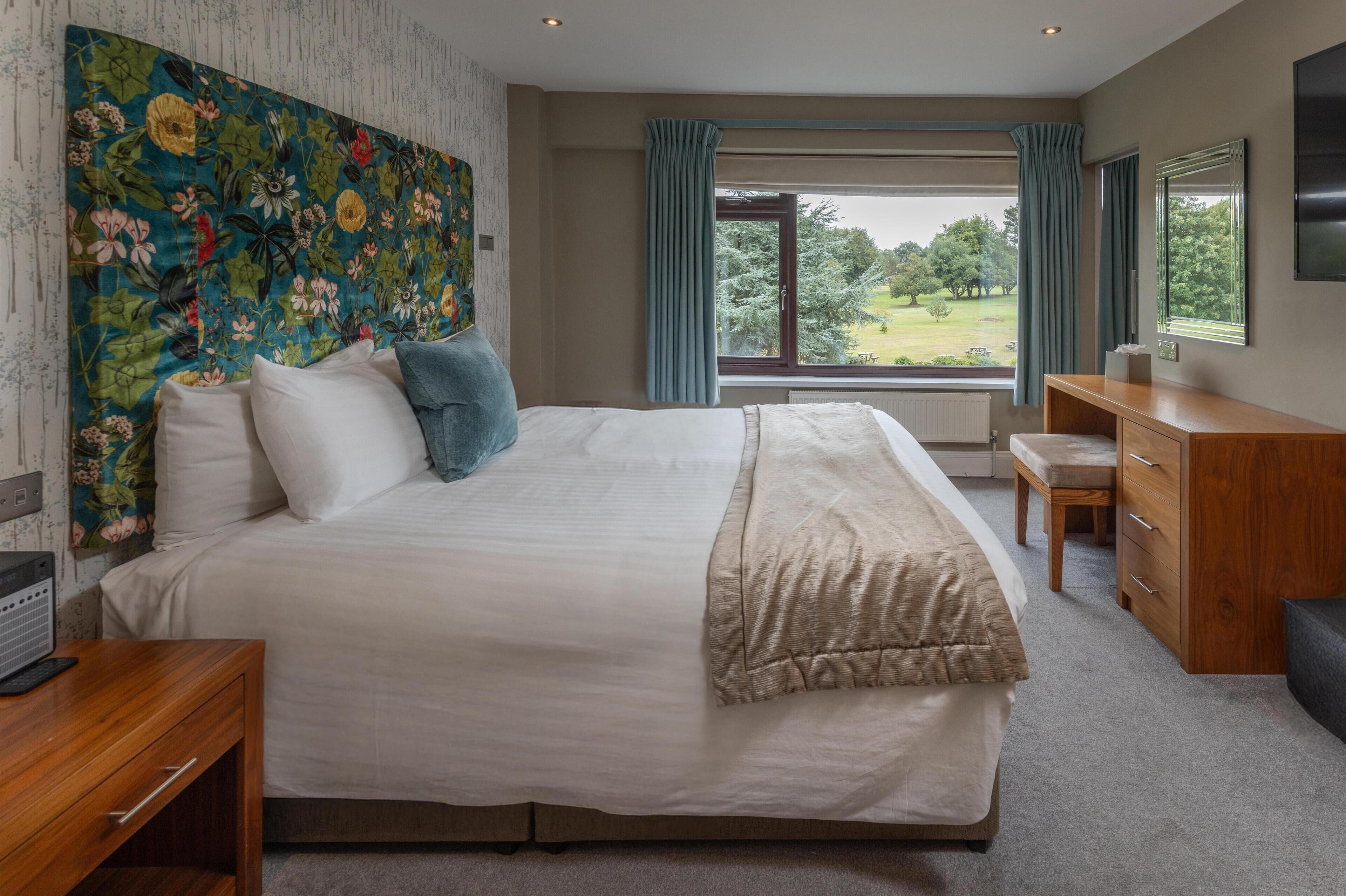 Standard Room, 1 Double Bed, Non Smoking, Golf View