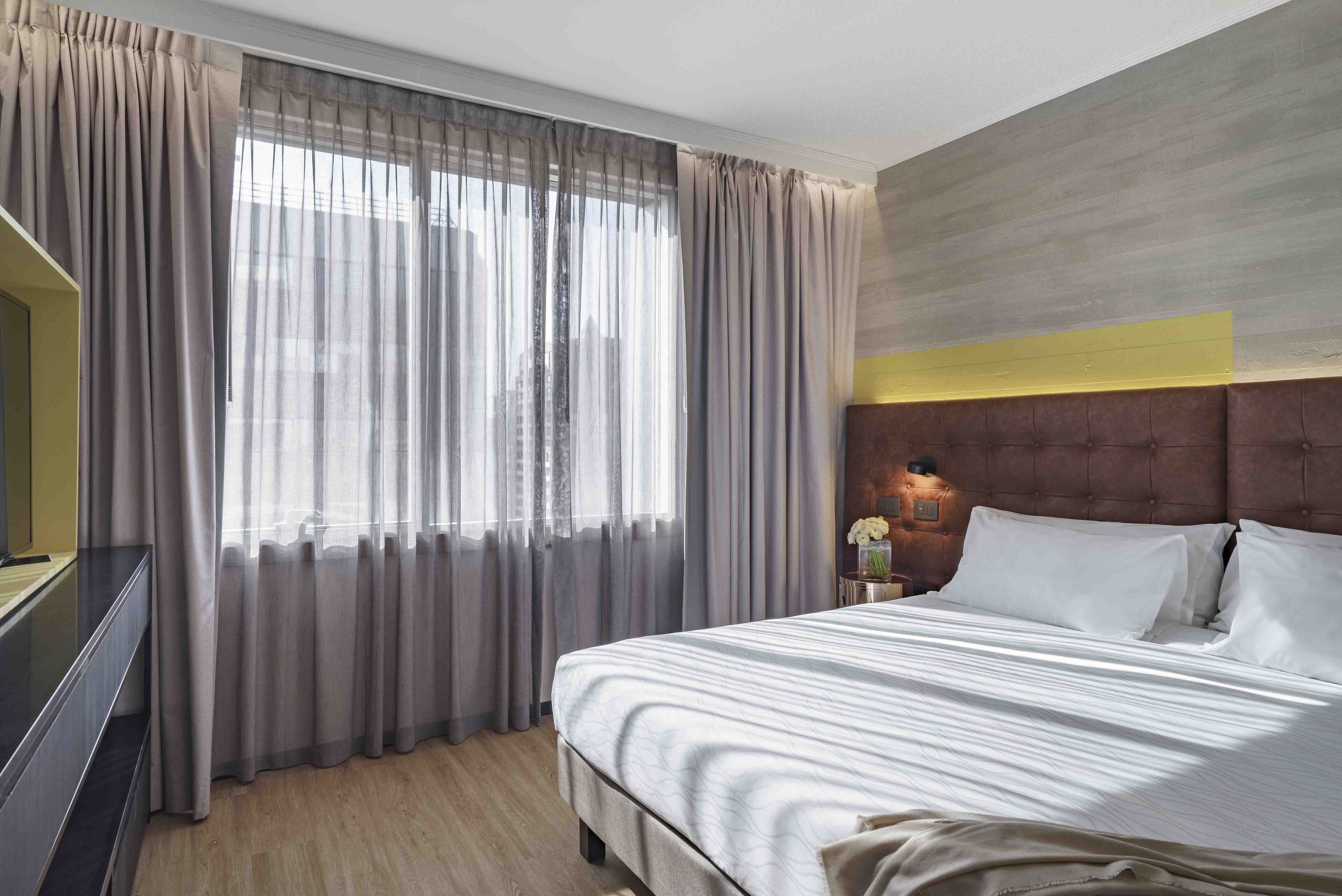 Superior Room, 1 King Bed
