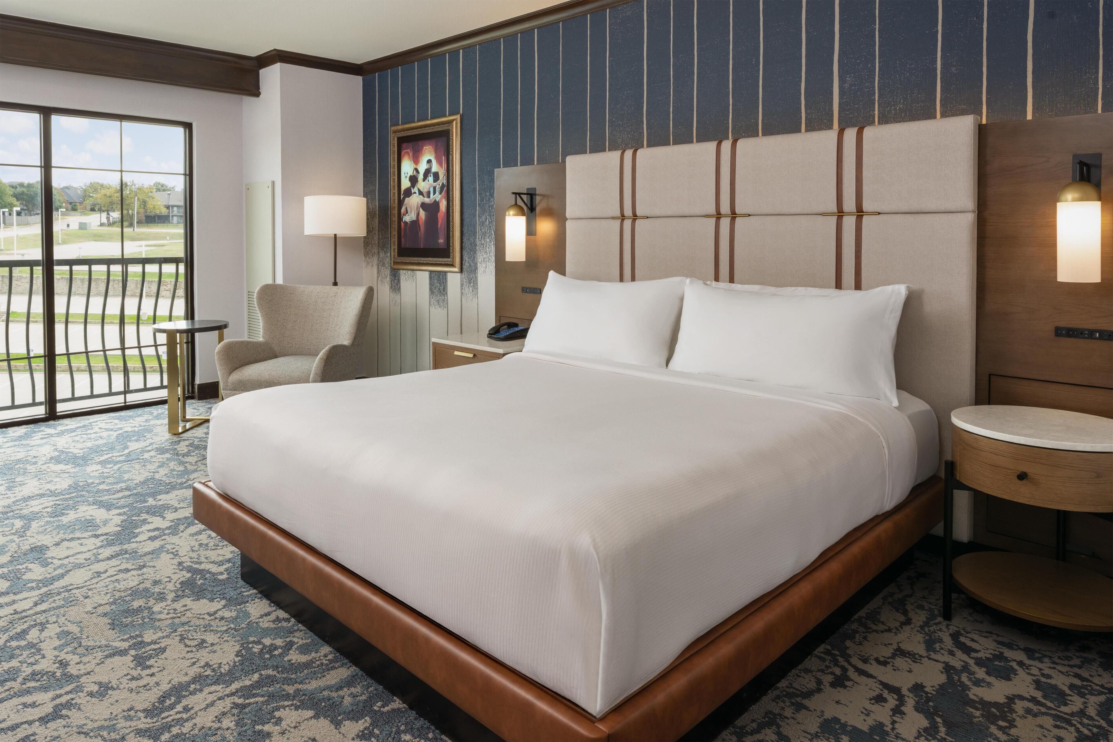 1 King Bed
