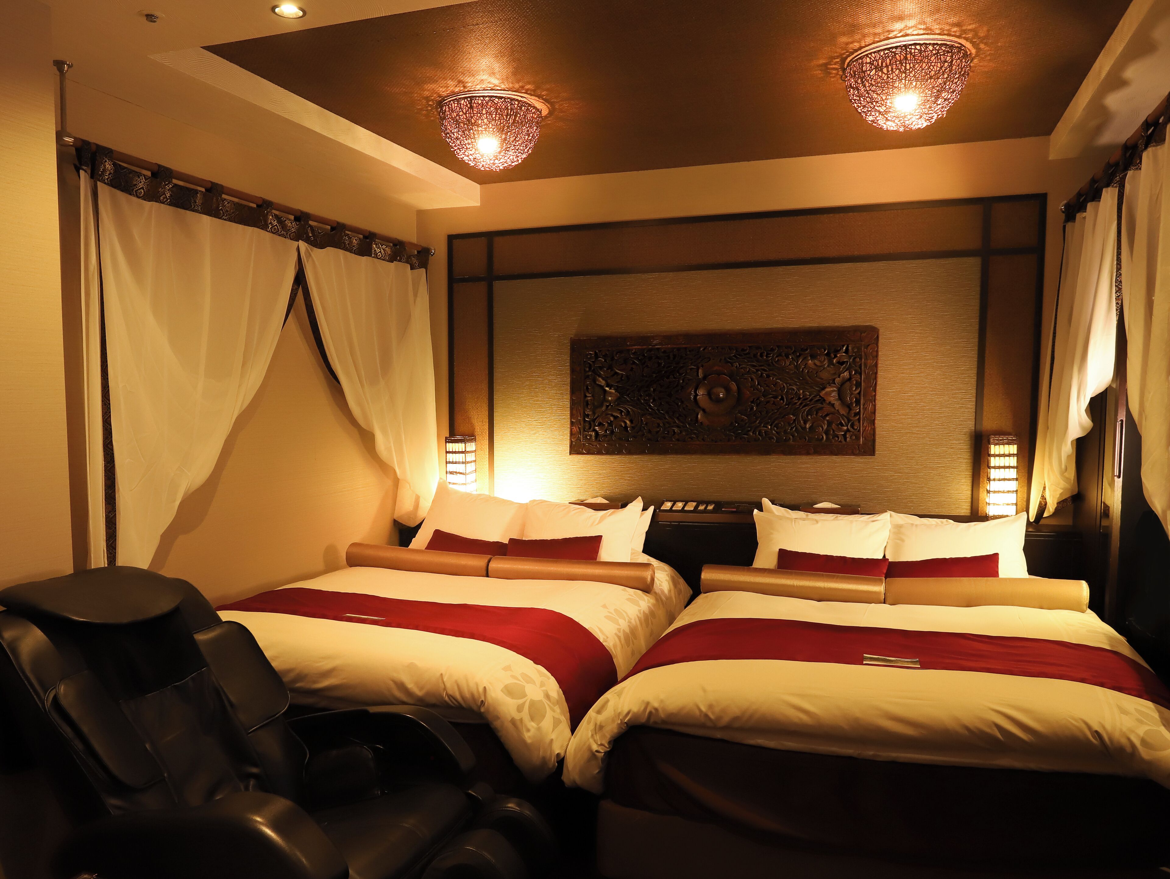 Royal Suite Twin - Smoking - Unlimited Alcohol