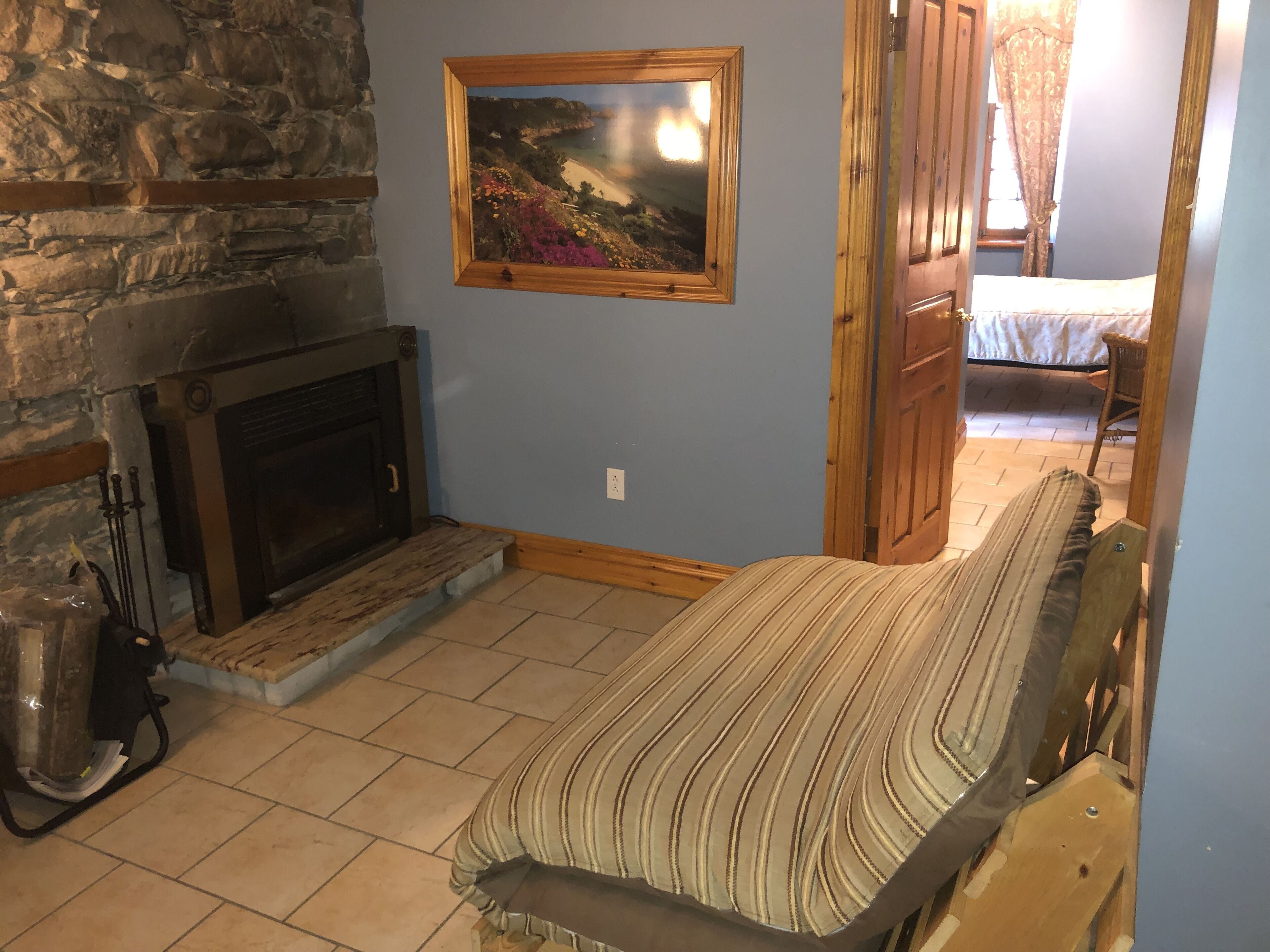 Traditional Suite, Fireplace