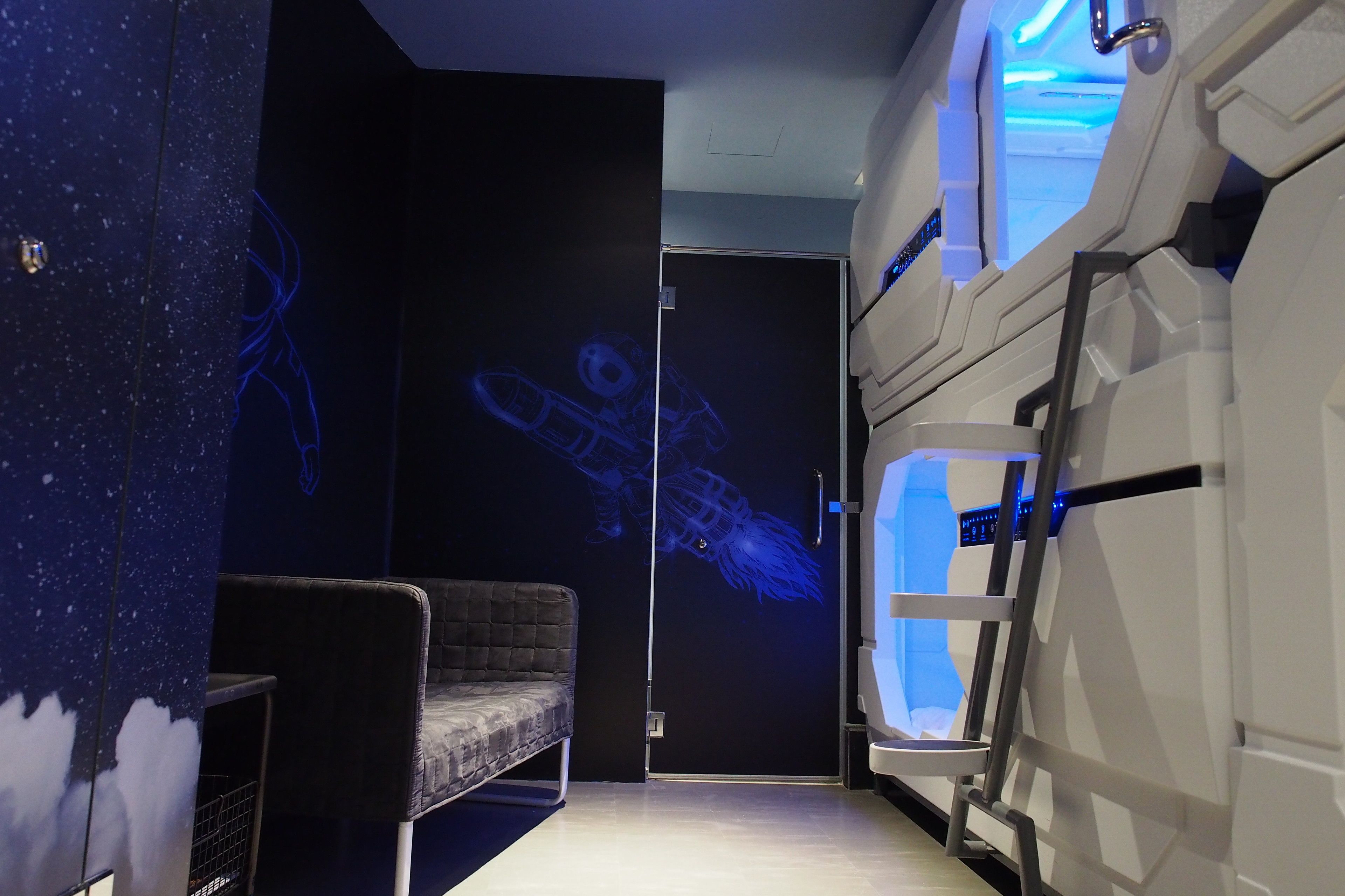 Deluxe Family Room