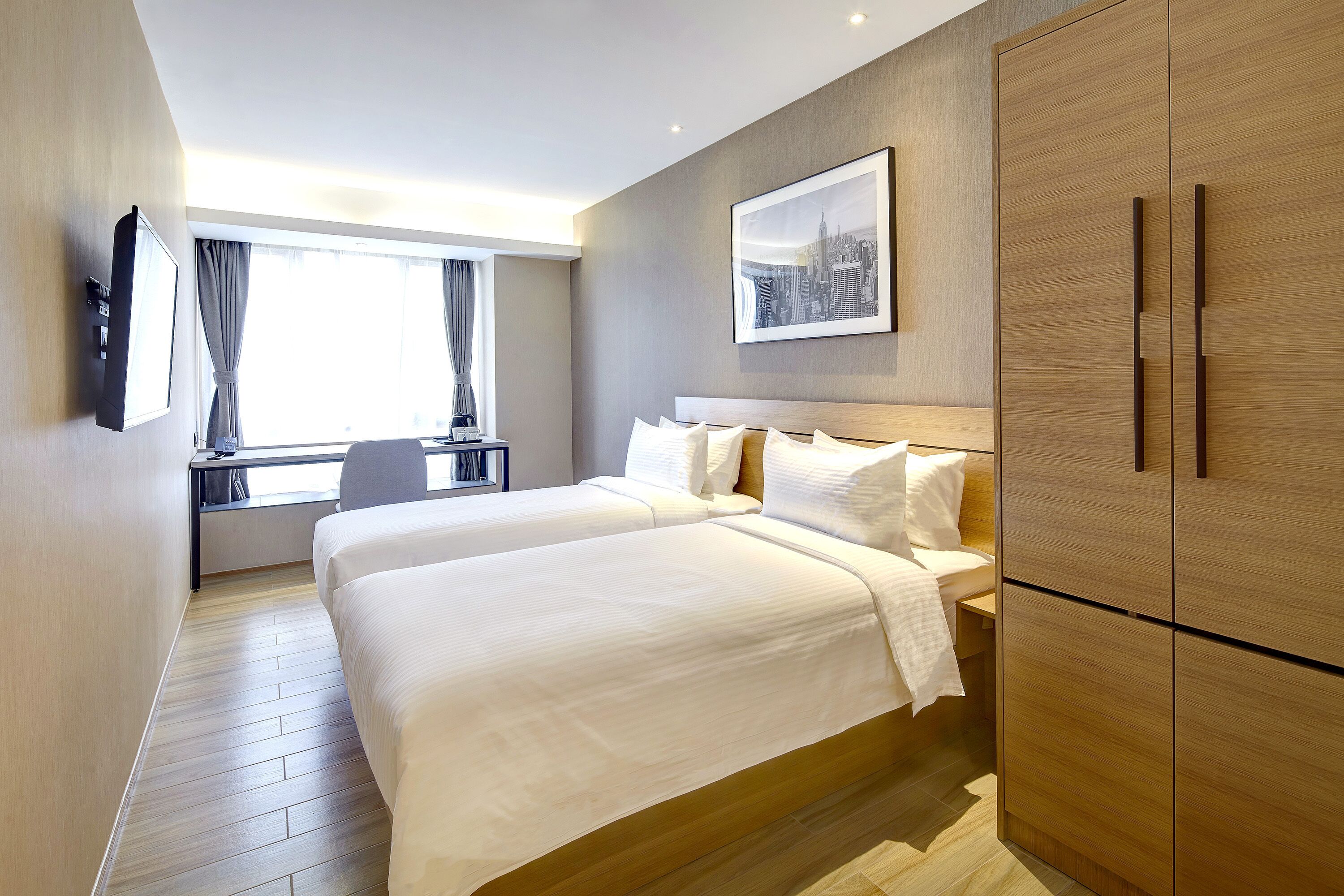 Standard Twin Room