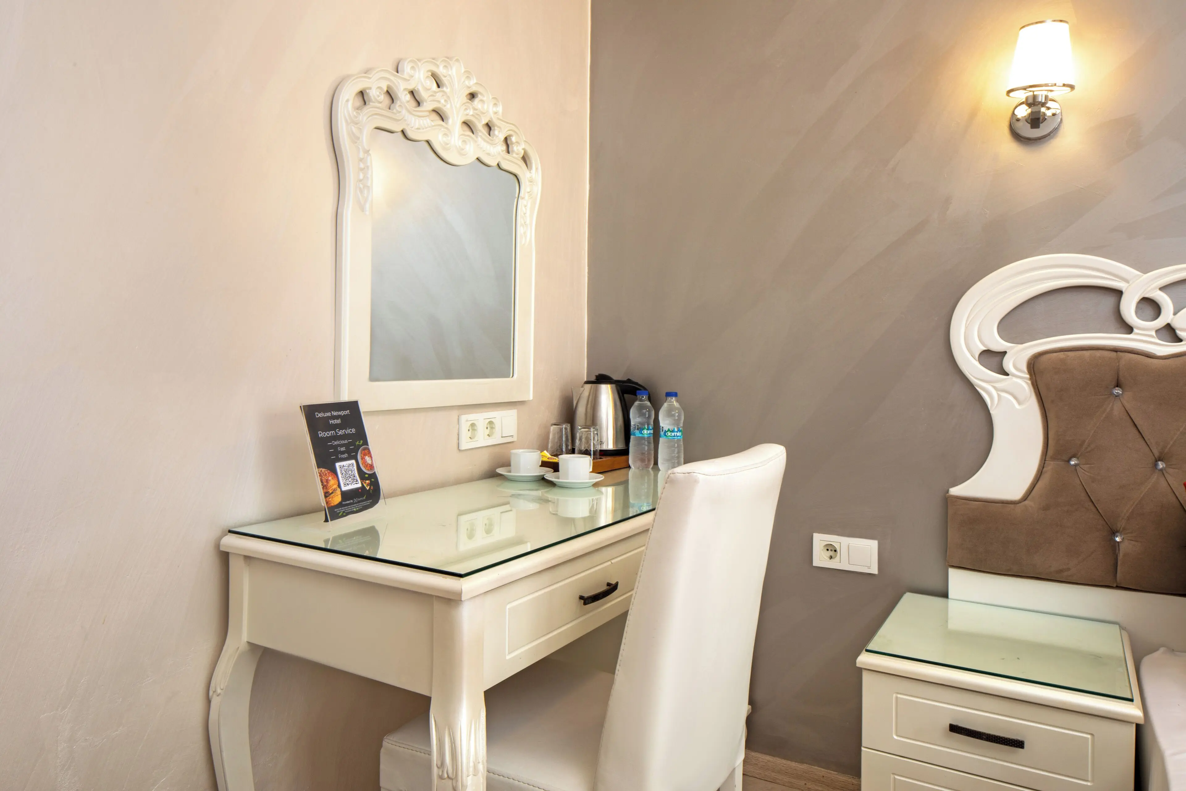 Deluxe Double or Twin Room Deluxe Double or Twin Room