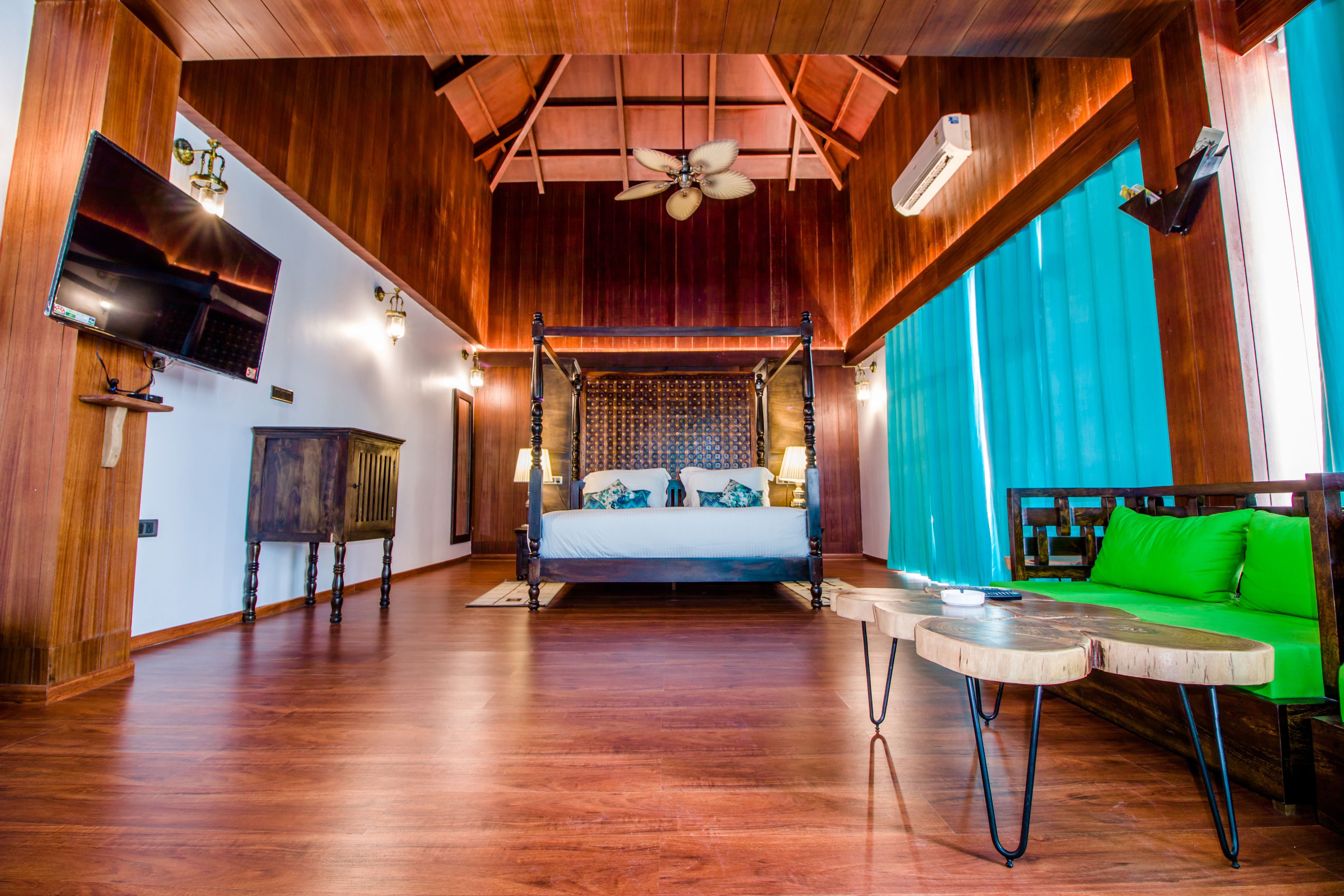 Neil Ocean Suite
