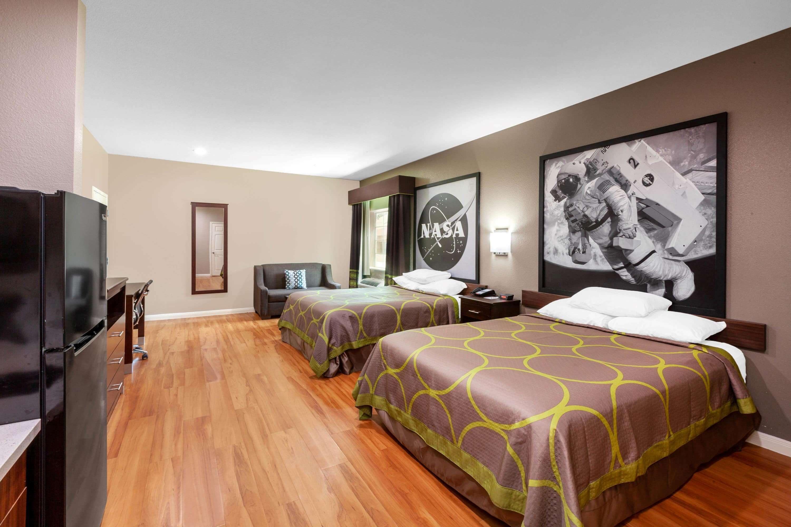 Room, 2 Queen Beds, Accessible, Non Smoking (Mobility,Hearing,Roll-In Shower)