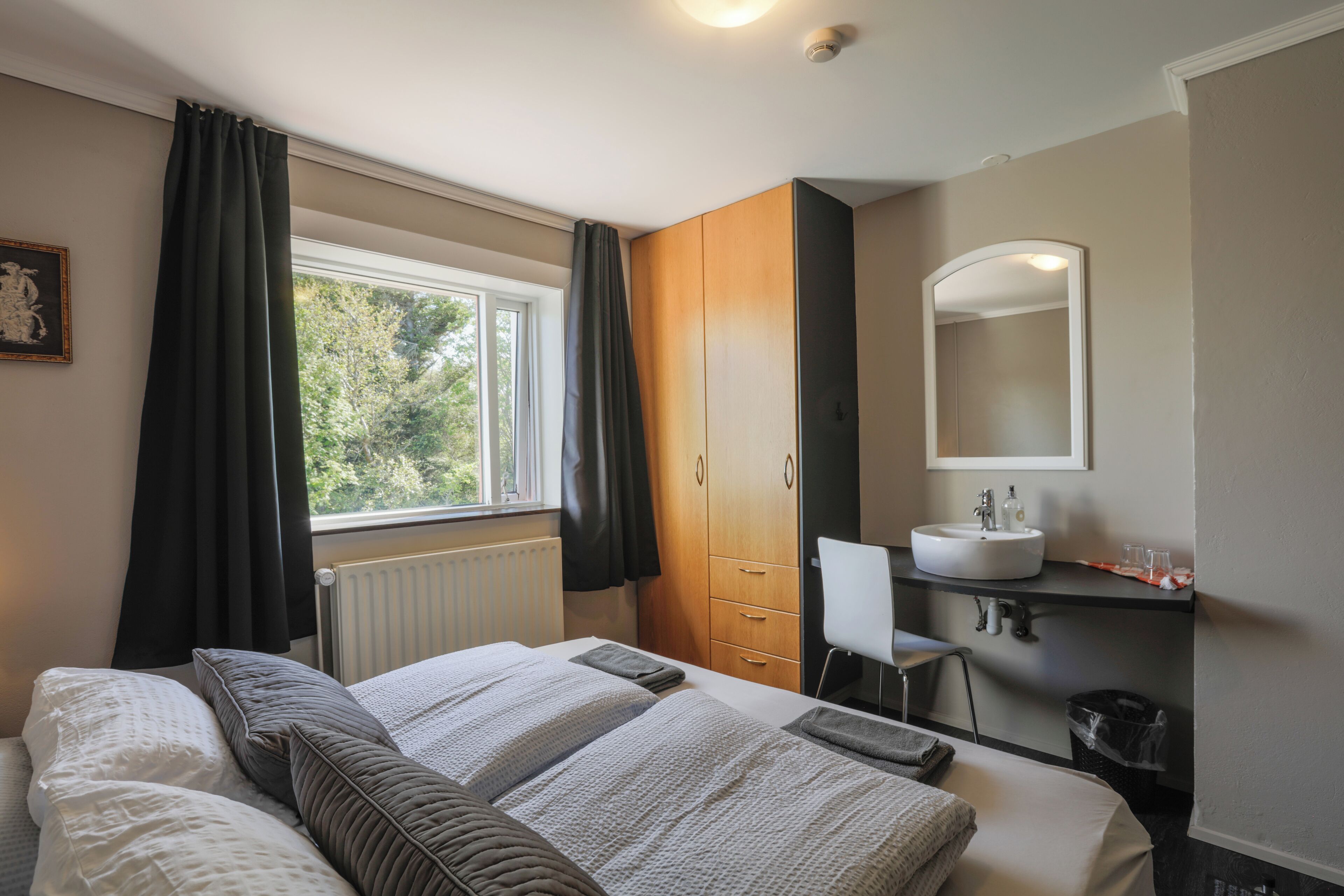 Standard Double or Twin Room, Non Smoking, Shared Bathroom