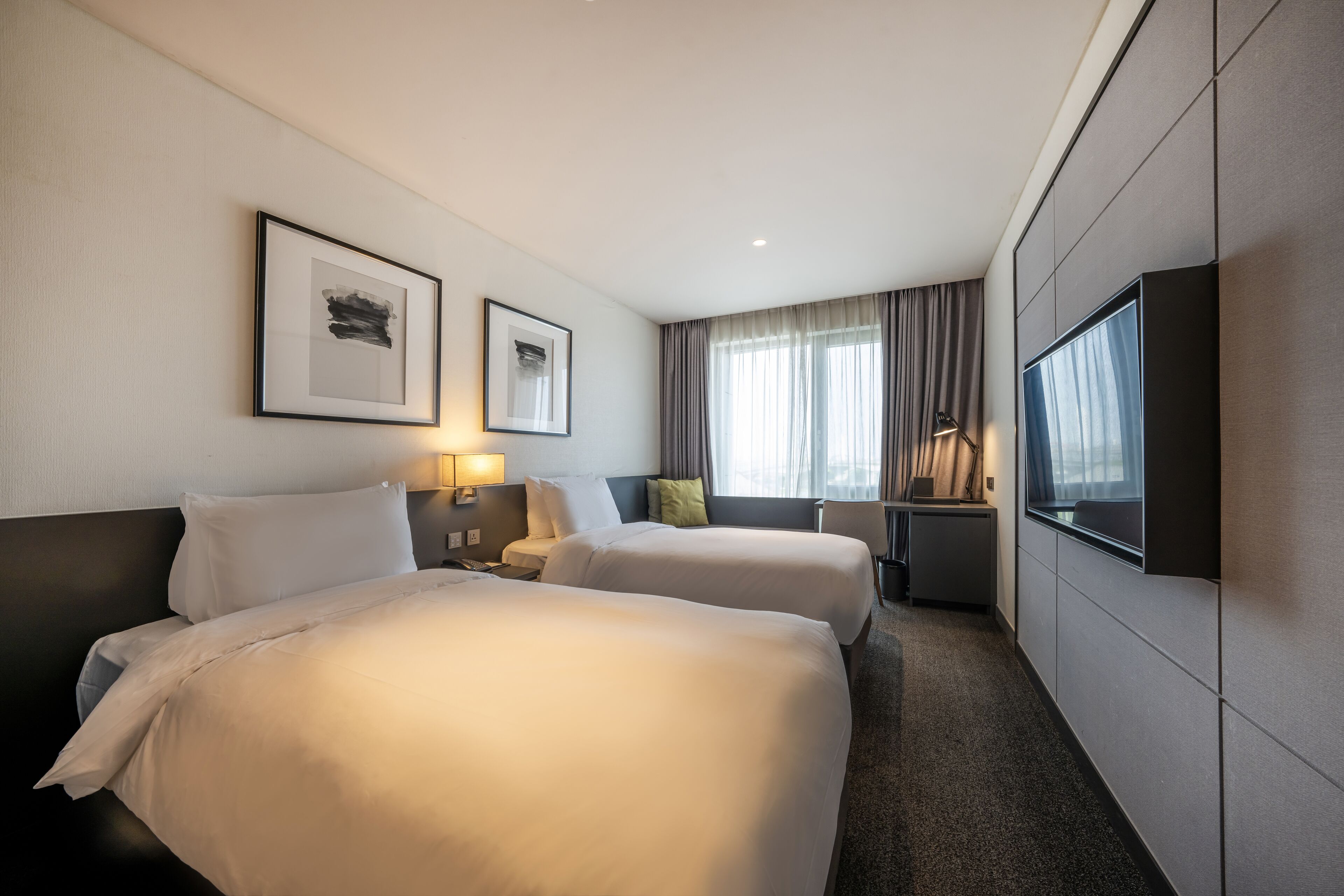 Deluxe Twin Room (Pool not included)