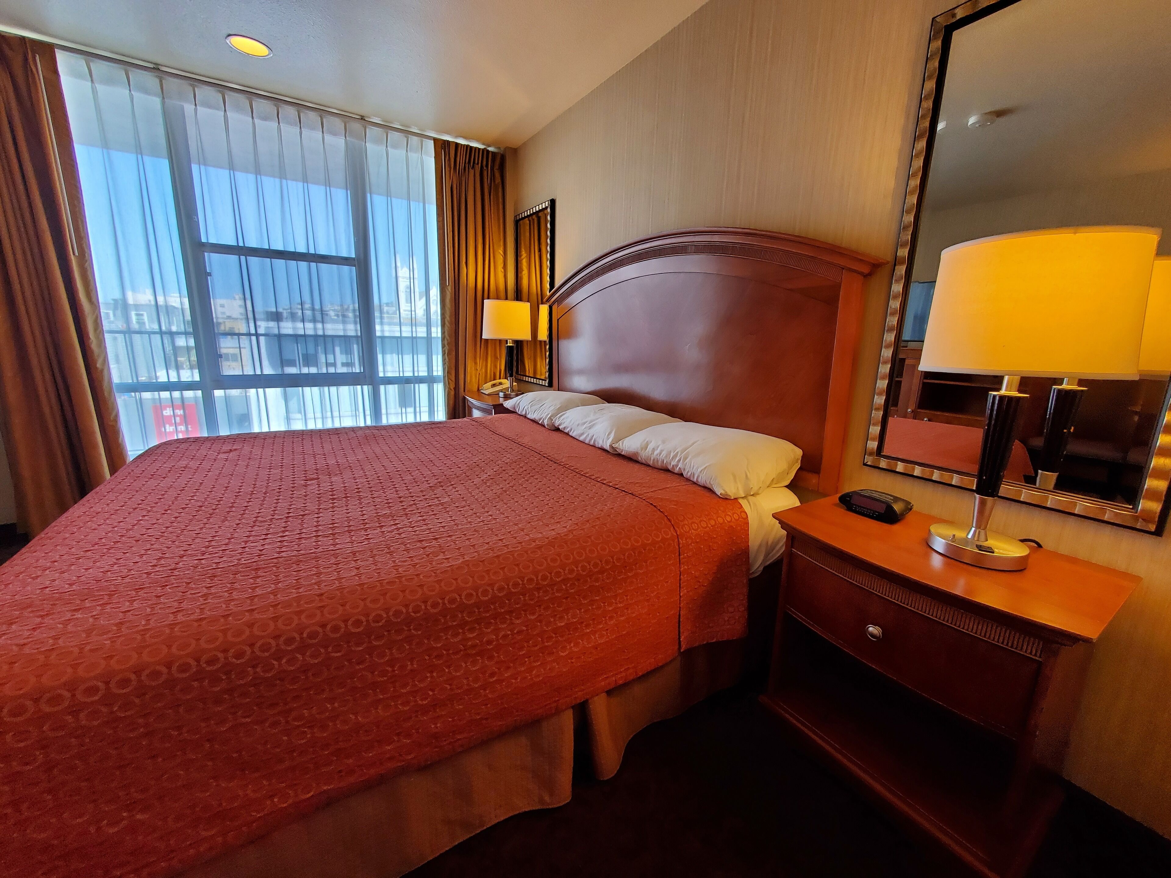Standard Room, 1 King Bed