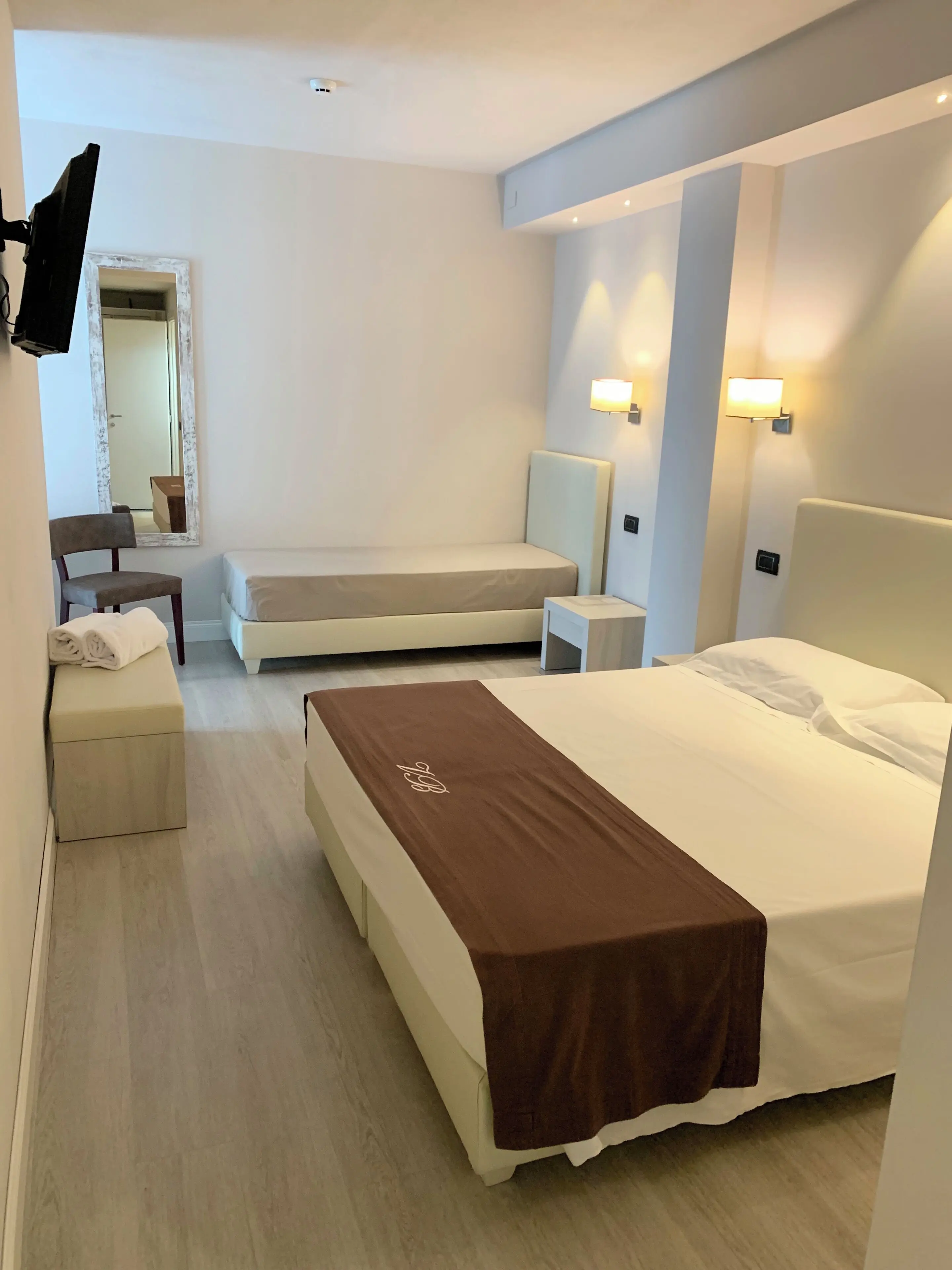 Classic Triple Room Classic Triple Room