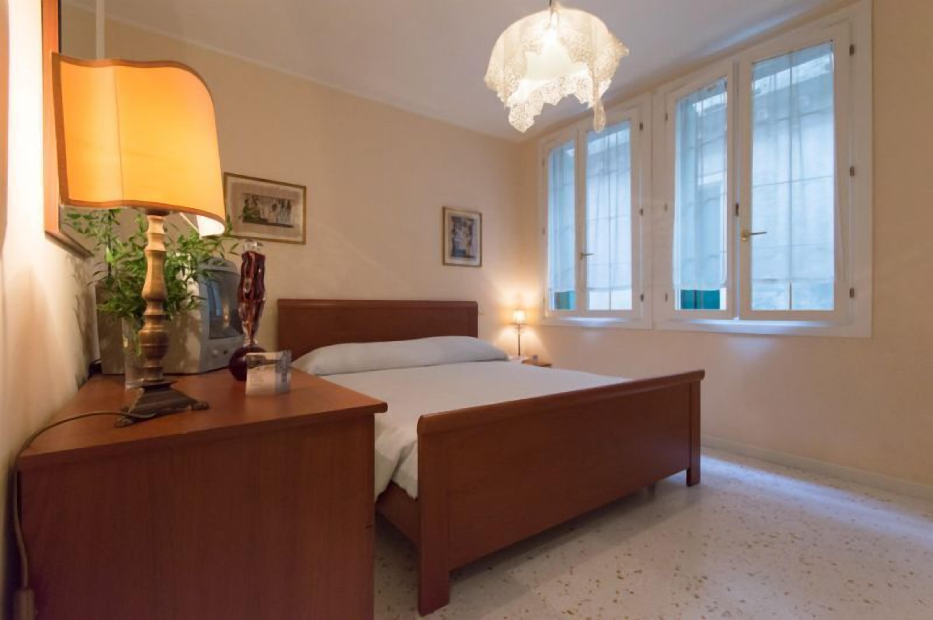 Standard Apartment, 1 Bedroom, Annex Building (Rachele 1 - Calle del Fumo 5122)