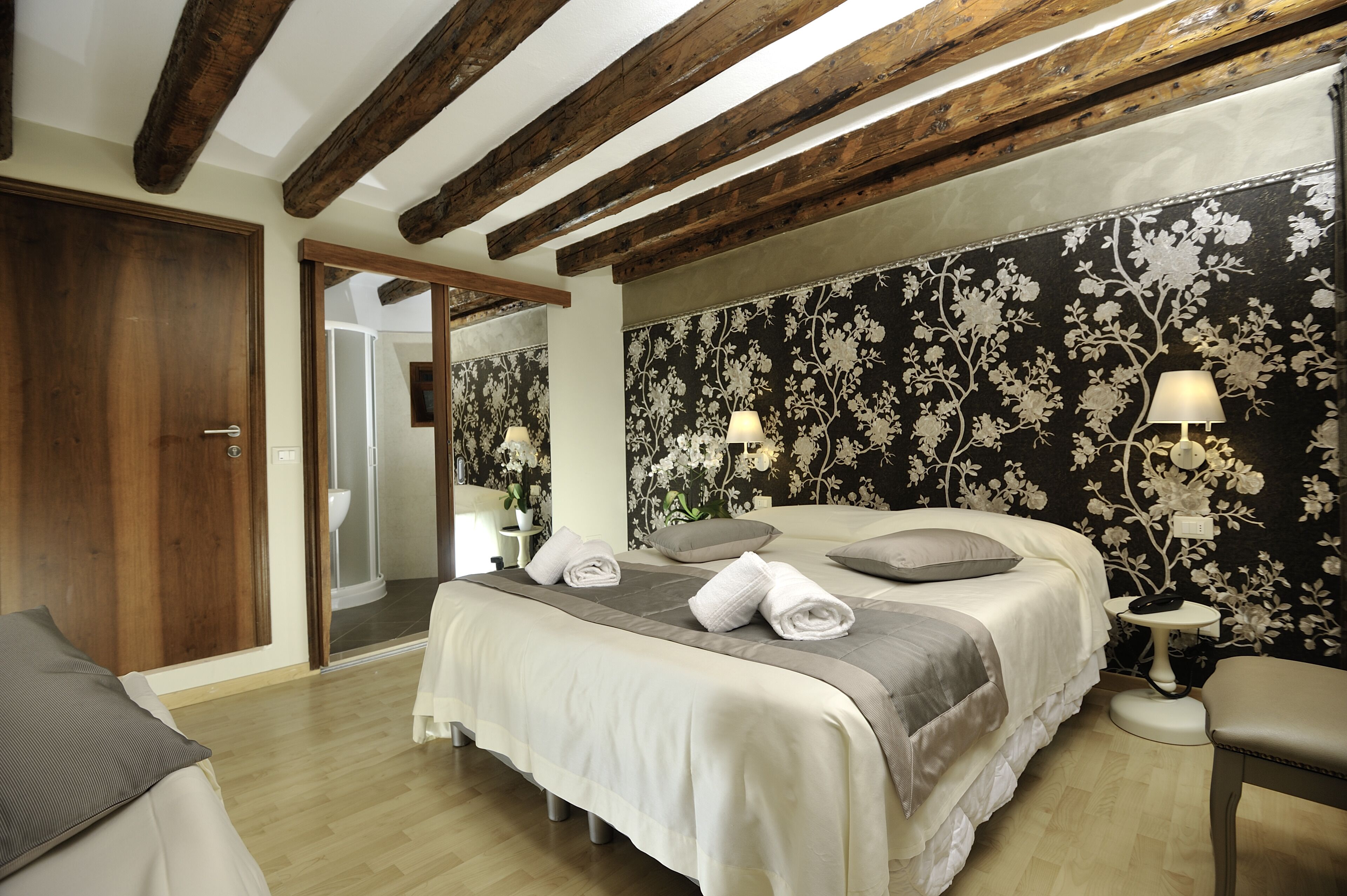 Triple Room, Annex Building