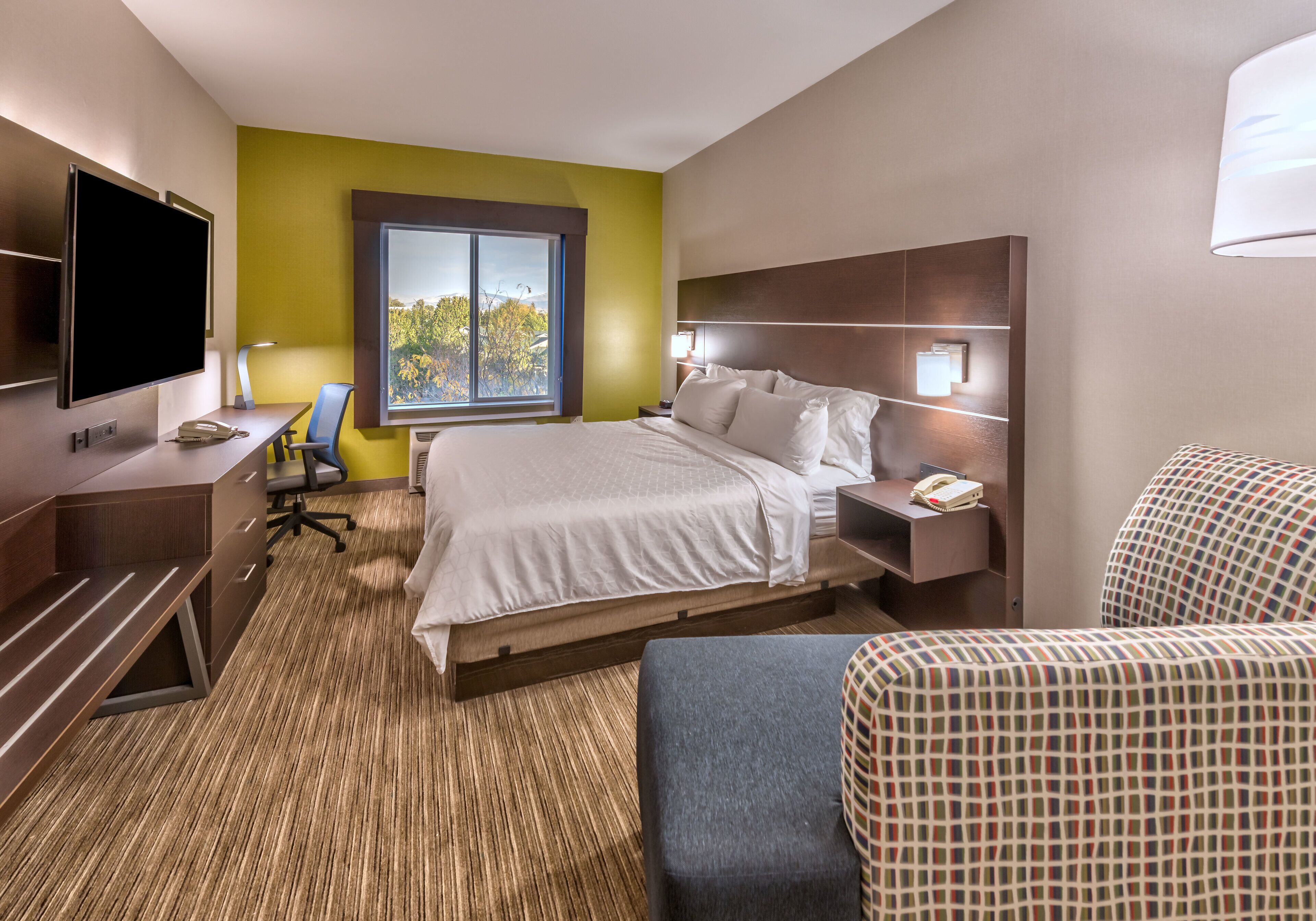 Standard Room, 1 King Bed